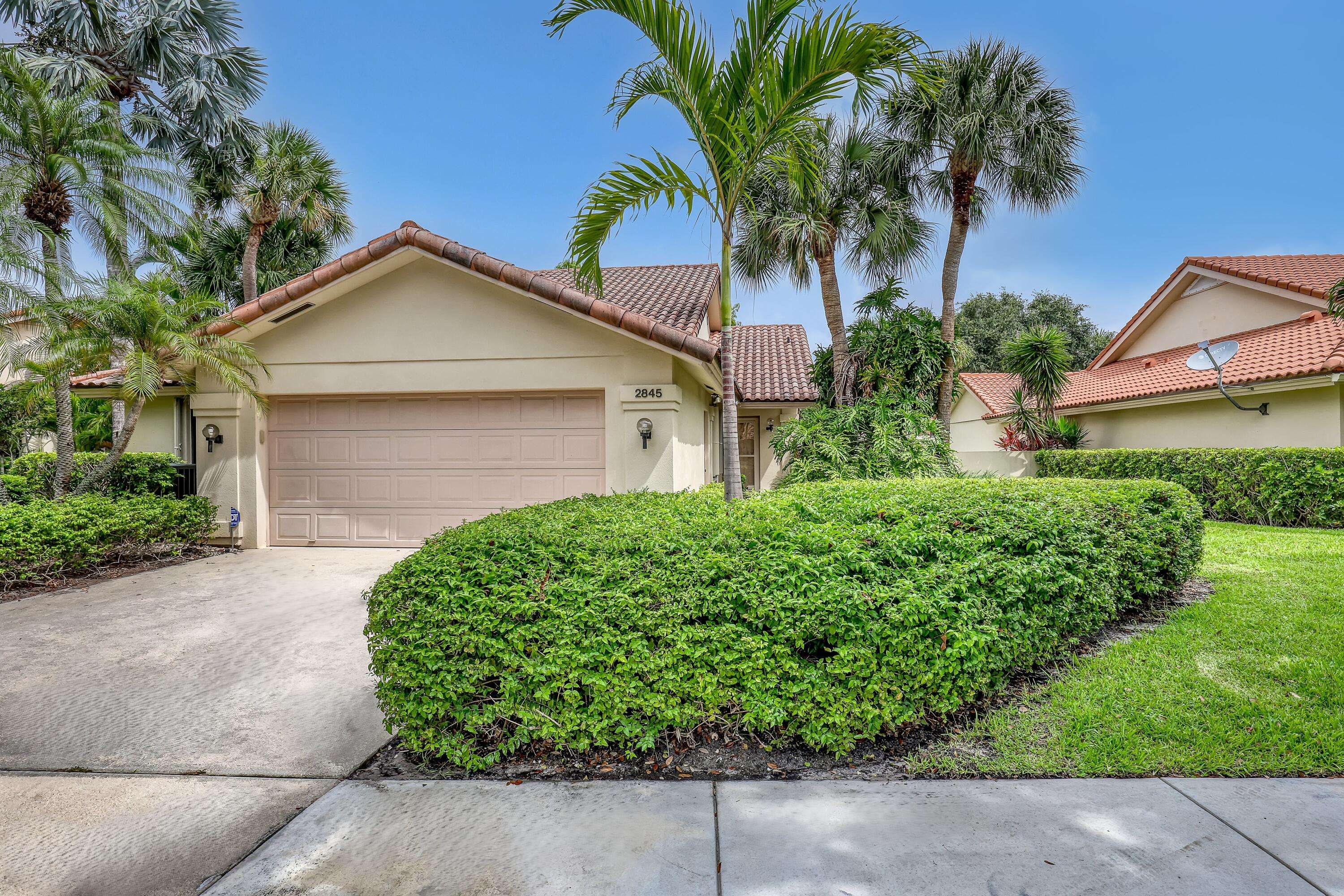 West Palm Beach, FL 33409,2845 Cuyahoga LN