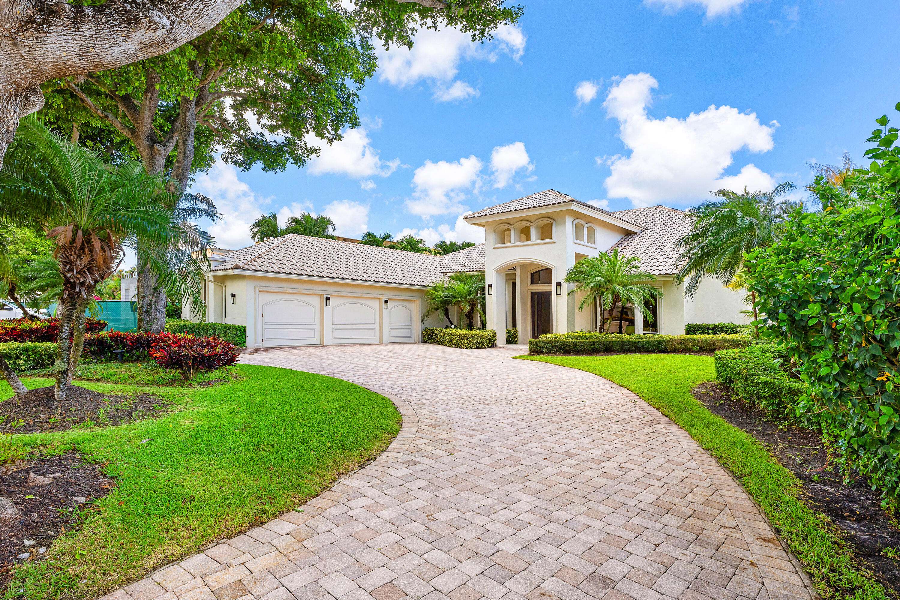 Boca Raton, FL 33487,17582 Bocaire WAY