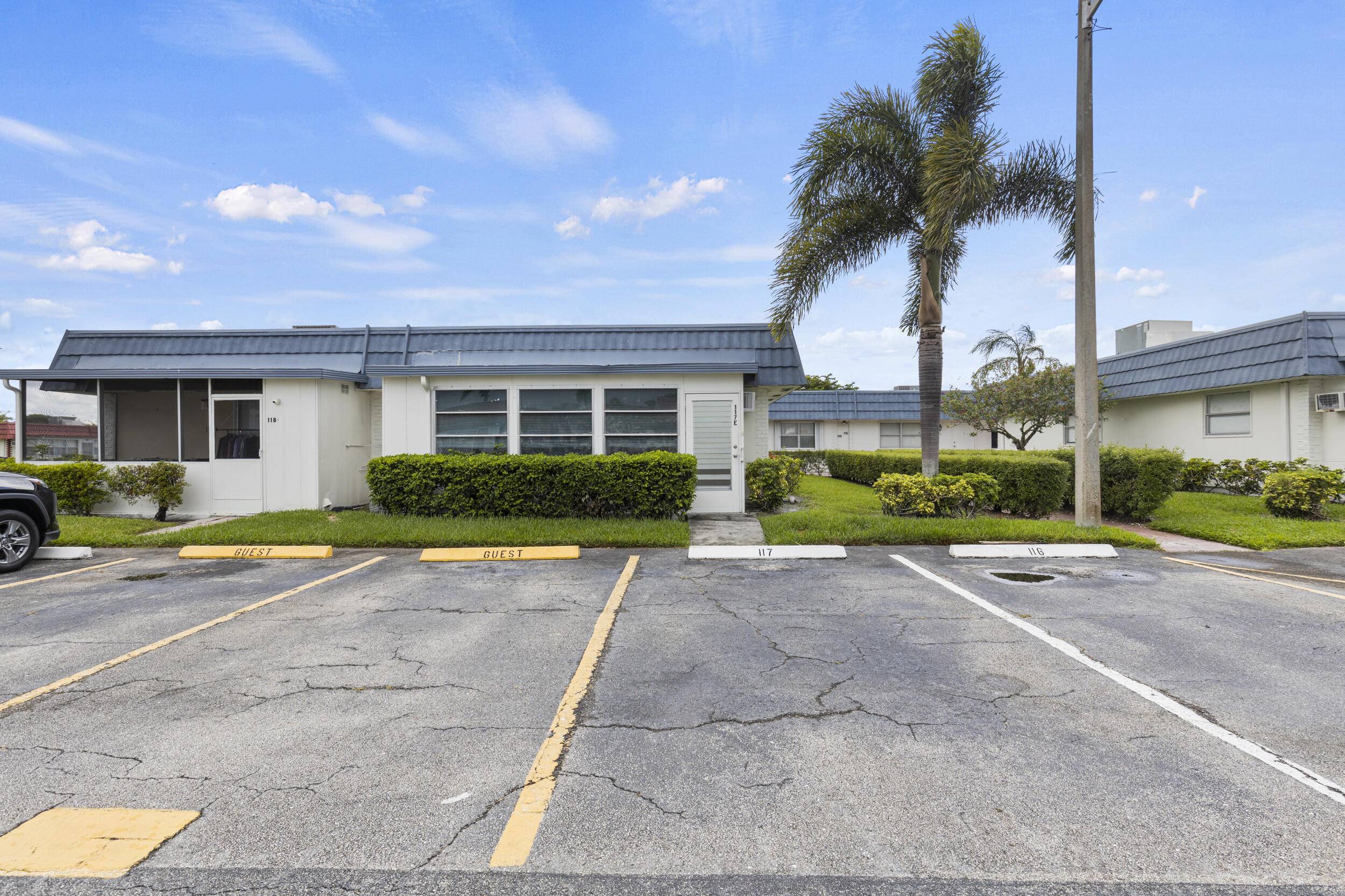 Delray Beach, FL 33446,117 Waterford E