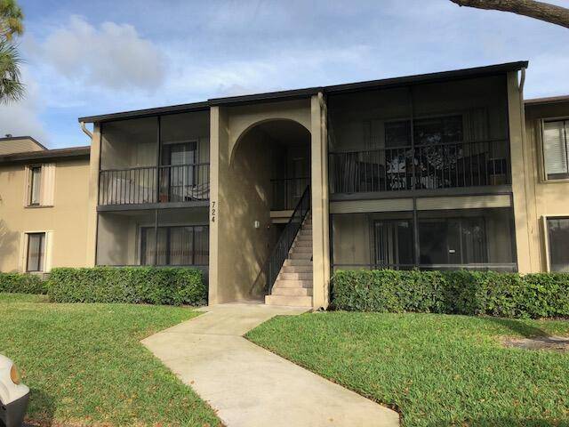 Greenacres, FL 33415,724 Sunny Pine WAY E1