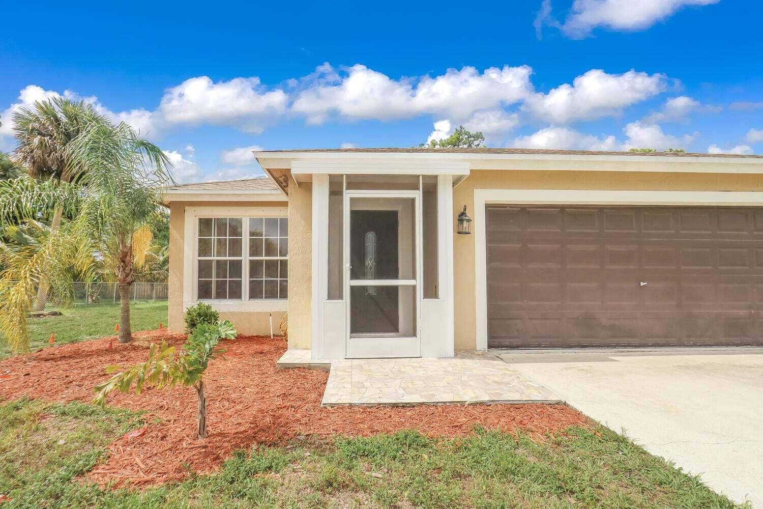 Haverhill, FL 33415,5472 Club CIR