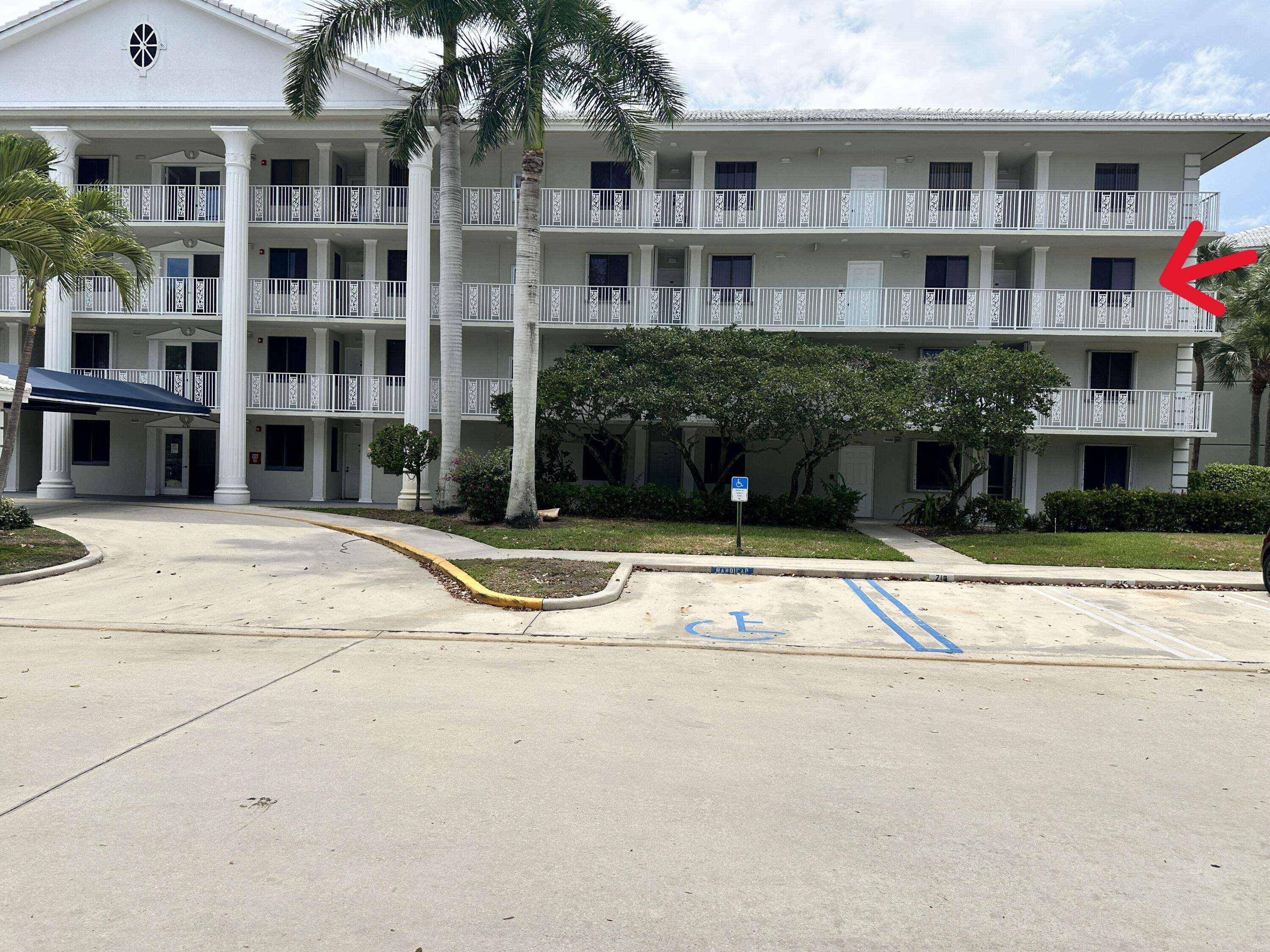 West Palm Beach, FL 33409,2761 Village BLVD 306