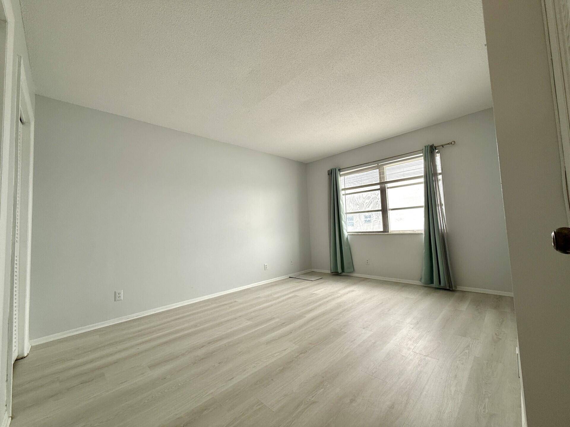 West Palm Beach, FL 33417,53 Stratford D