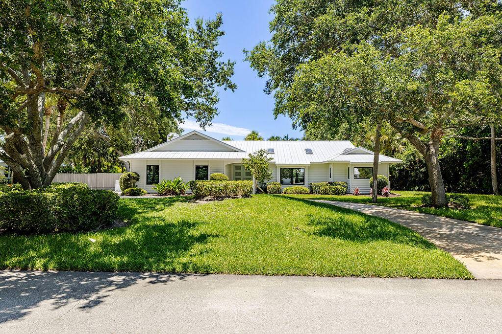 Vero Beach, FL 32963,2160 Seagrape DR