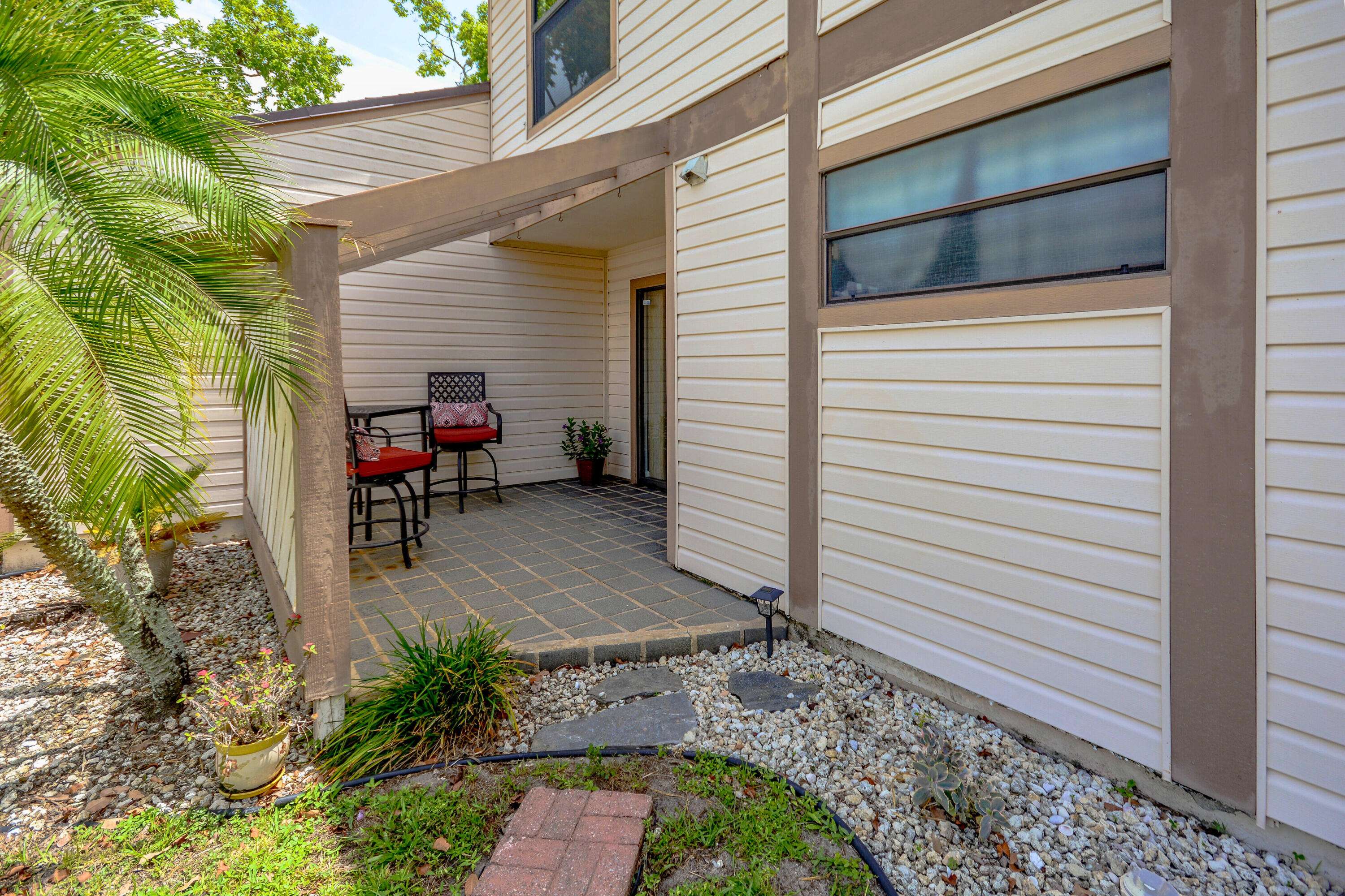 Jupiter, FL 33458,122 Sherwood CIR 10b