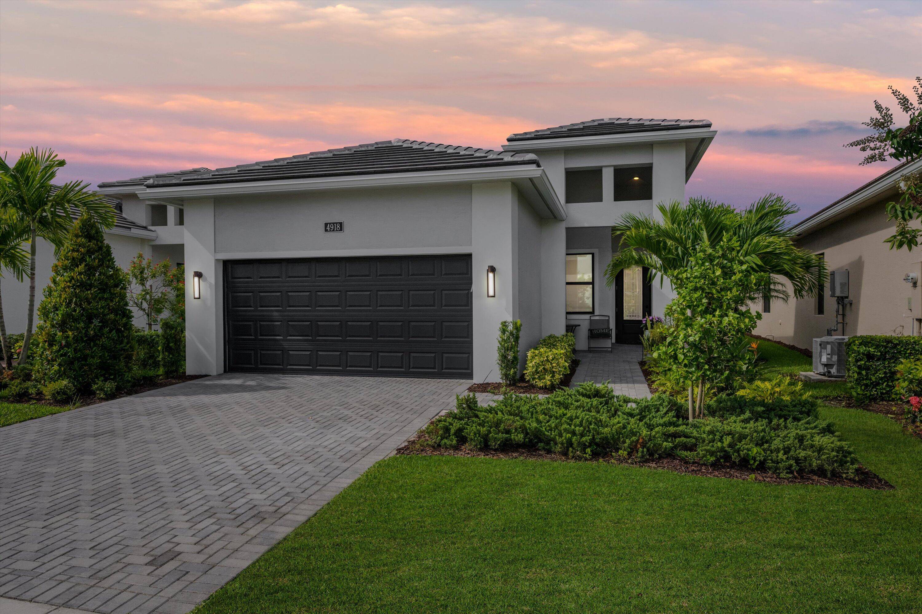 Westlake, FL 33470,4918 Saint Armands WAY