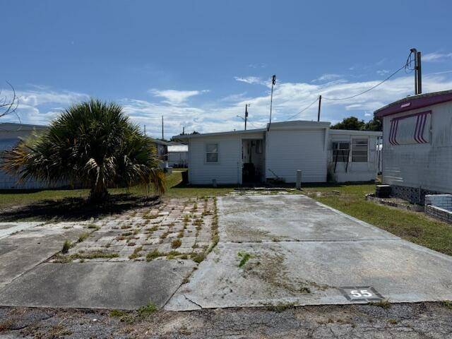 Fort Pierce, FL 34946,2023 St Lucie Blvd #55