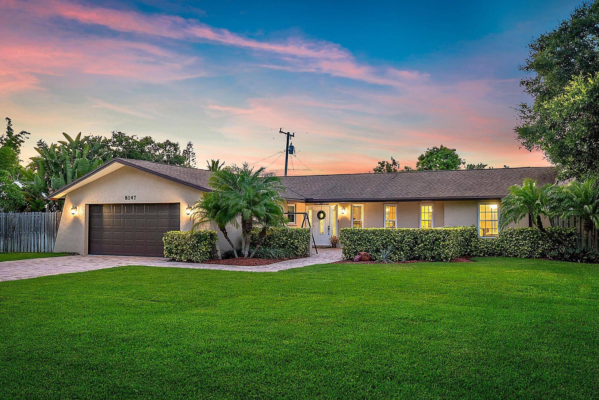 Hobe Sound, FL 33455,8147 SE Coconut ST