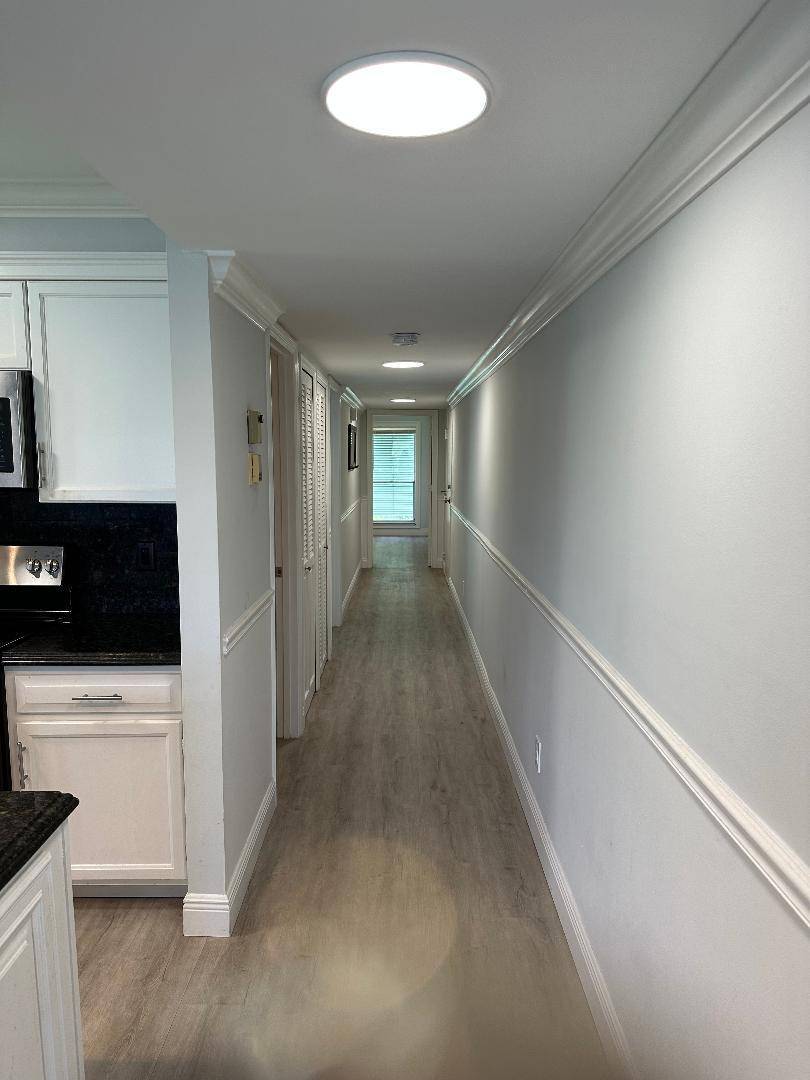 Palm Beach Gardens, FL 33418,290 Cypress Point DR 290
