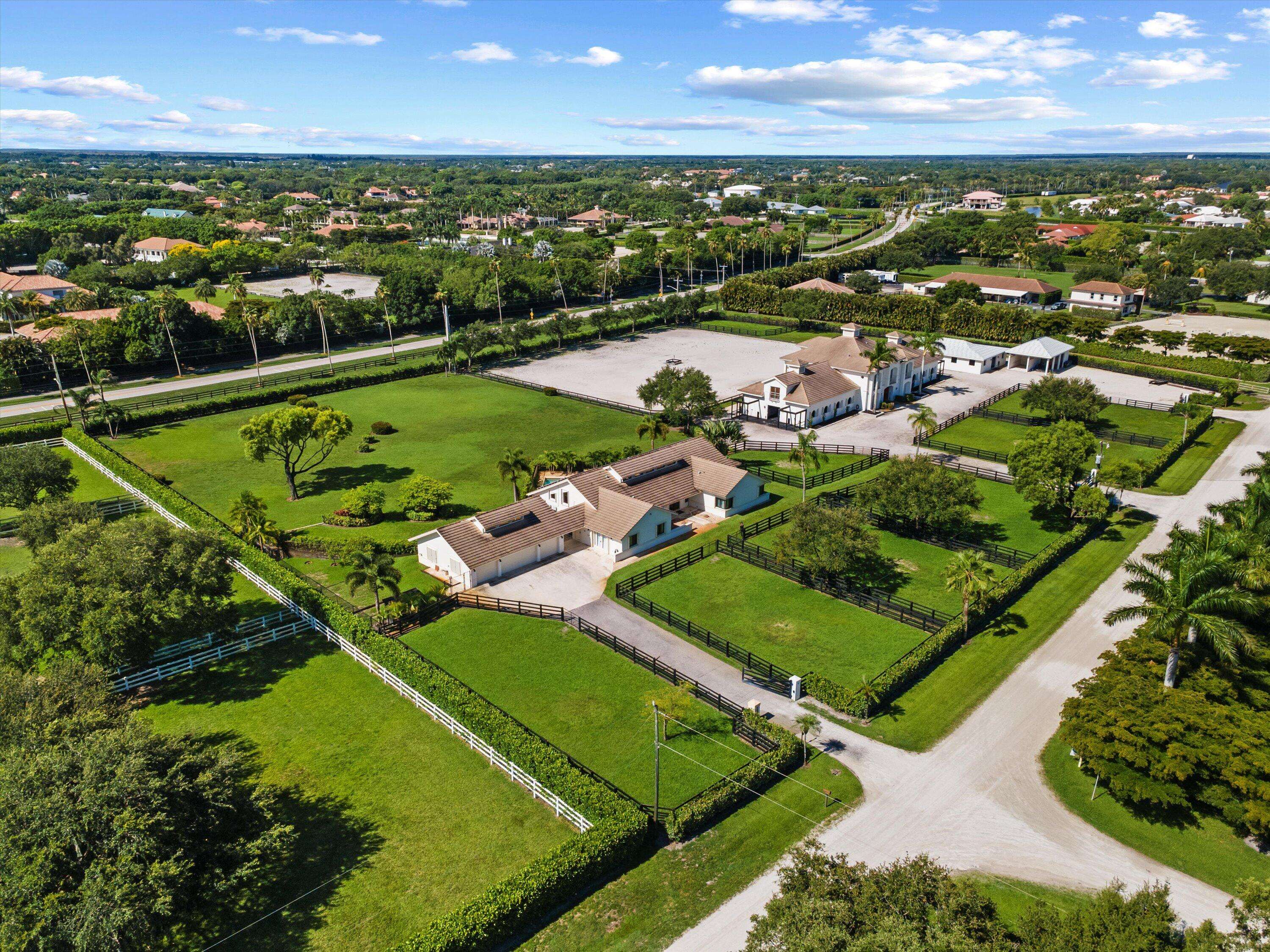 Wellington, FL 33414,14596 Belmont TRCE Barn