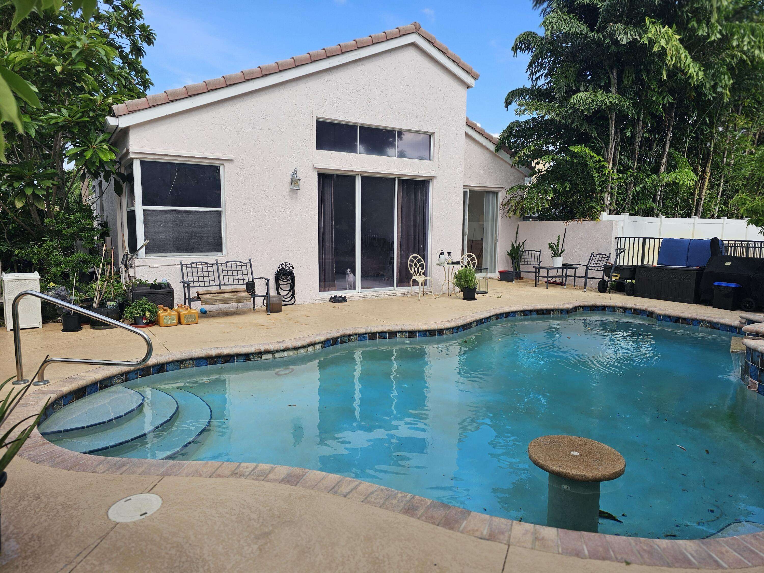 Lake Worth, FL 33467,6933 Dawntree CT