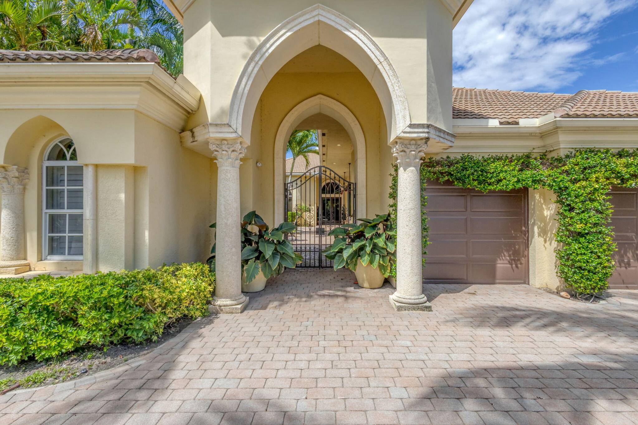 Palm Beach Gardens, FL 33418,108 San Marita WAY