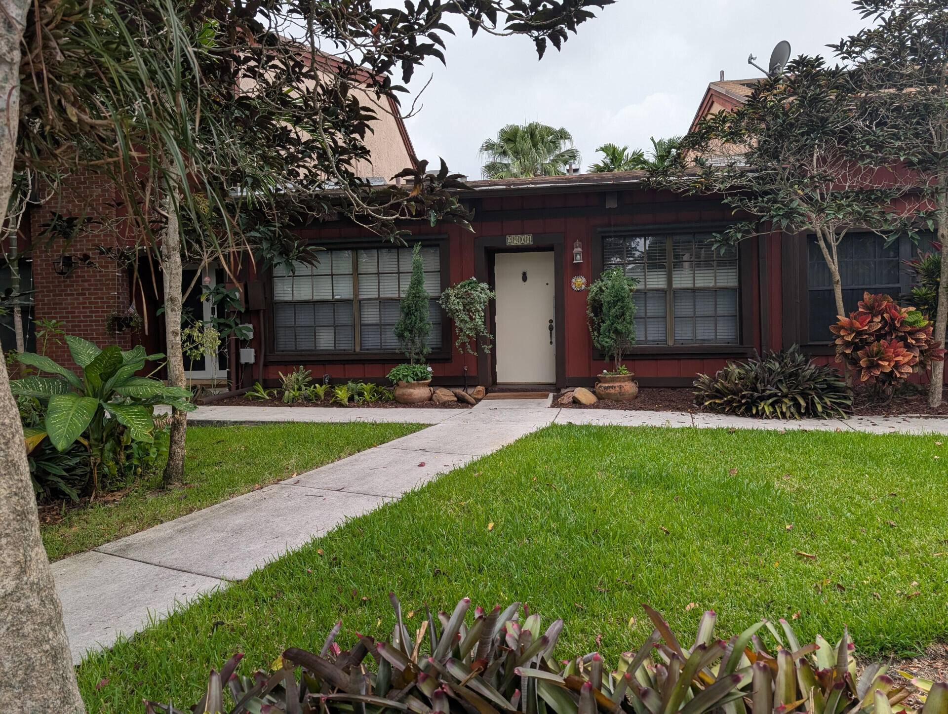 Hollywood, FL 33021,2904 N 35th TER