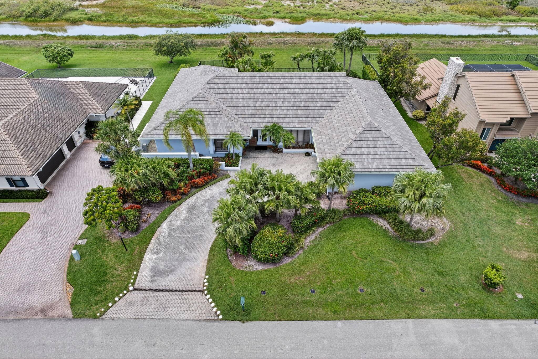 Palm Beach Gardens, FL 33418,31 Dunbar RD