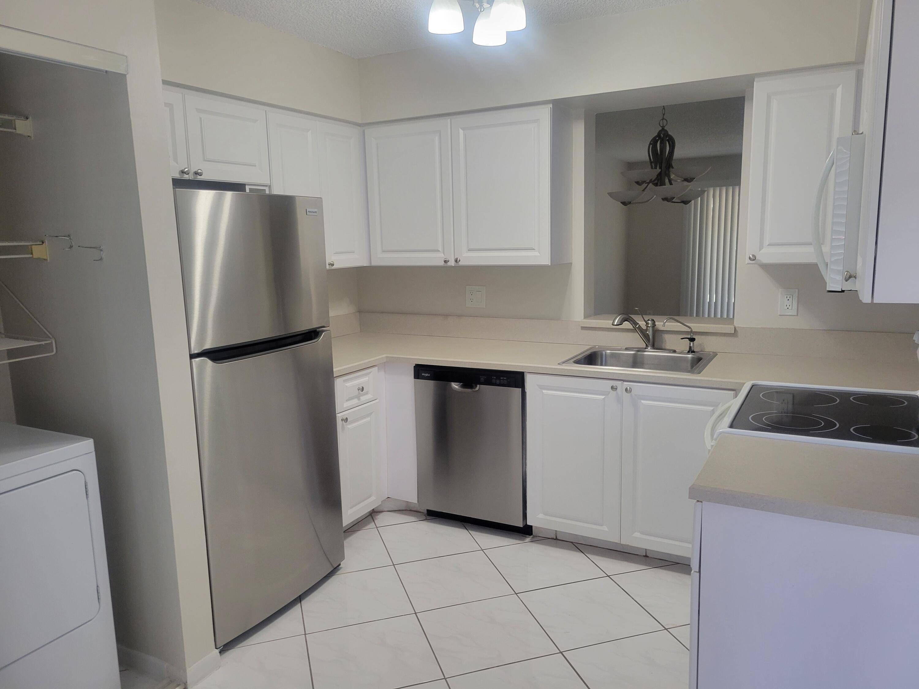 Delray Beach, FL 33446,7301 Amberly LN 102