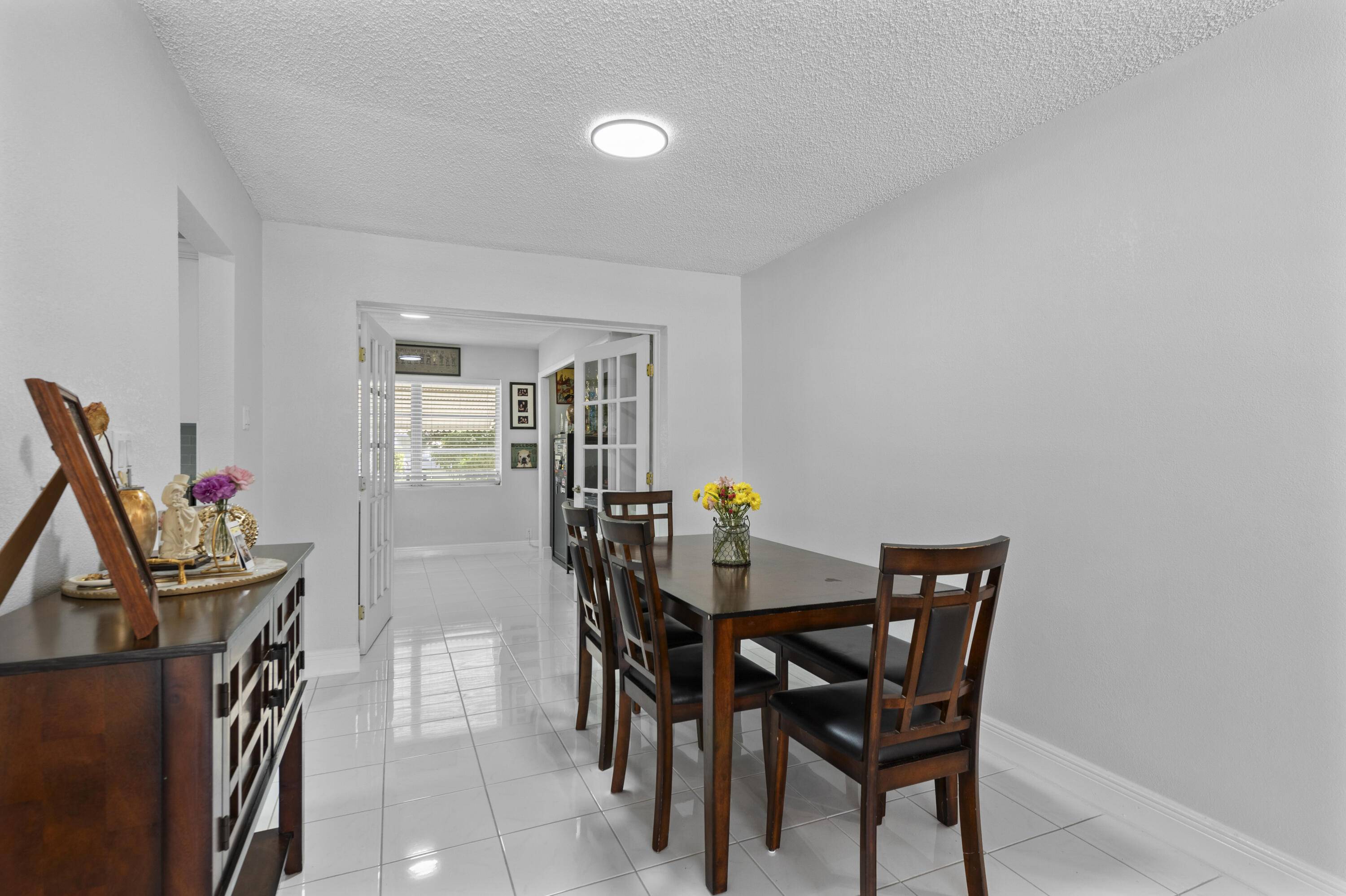 Tamarac, FL 33321,7011 NW 58th ST