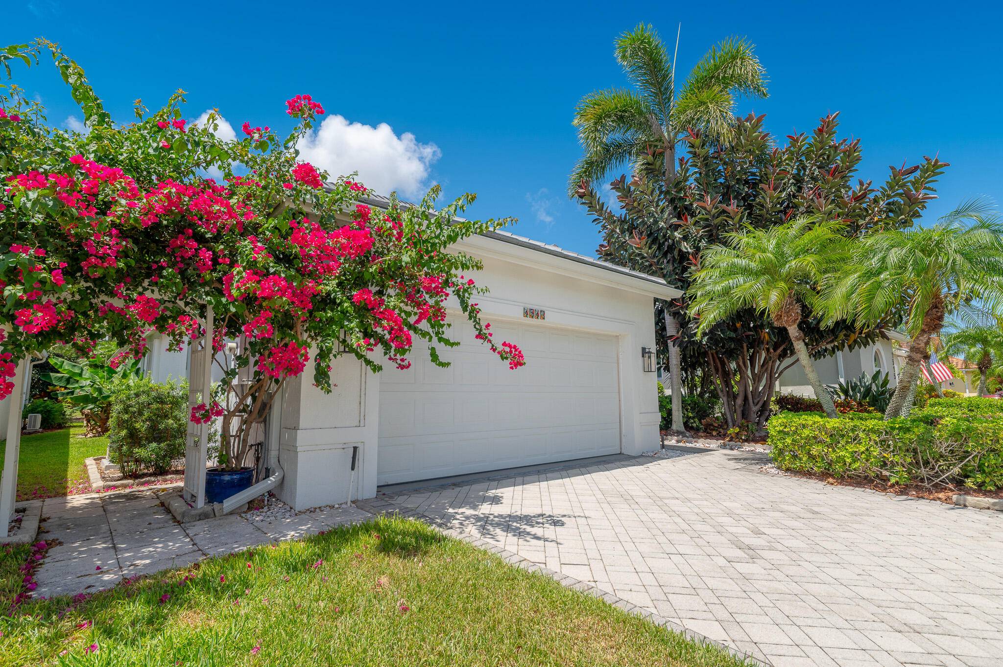 Port Saint Lucie, FL 34952,1513 SE Holyrood LN