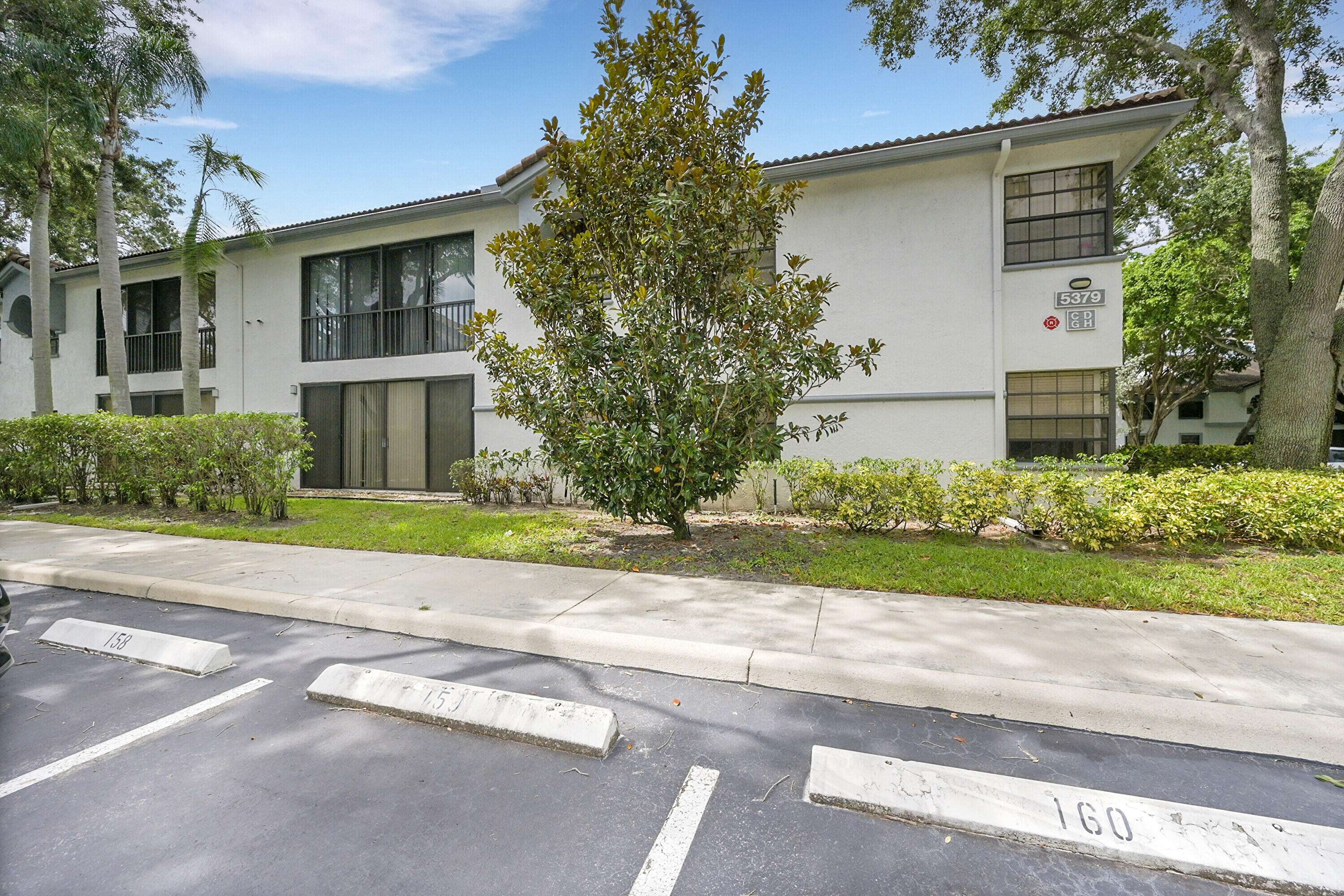 Boynton Beach, FL 33437,5379 Verona DR H