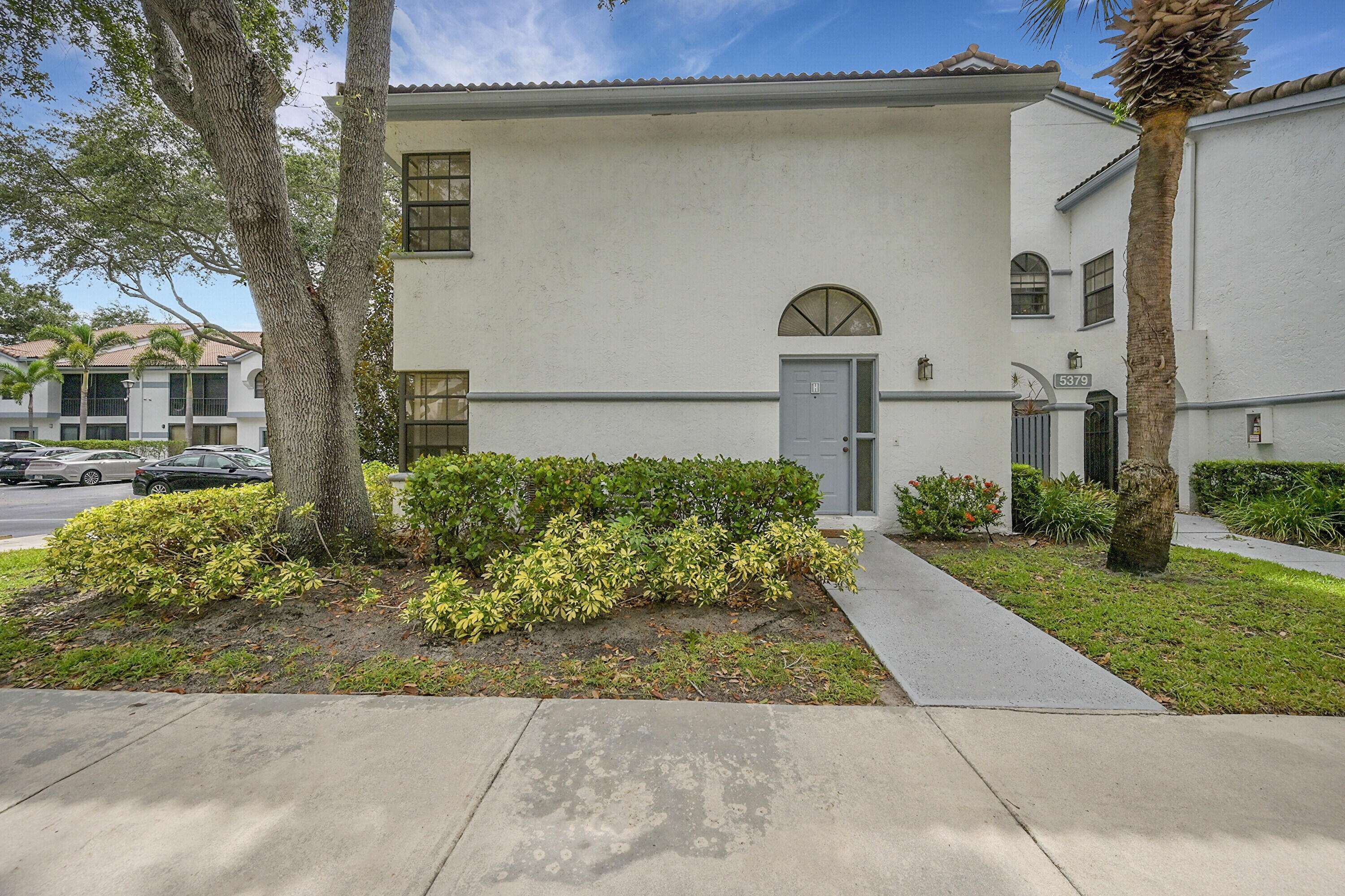 Boynton Beach, FL 33437,5379 Verona DR H