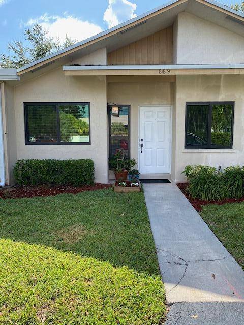 Boca Raton, FL 33487,669 Coventry ST 12-C