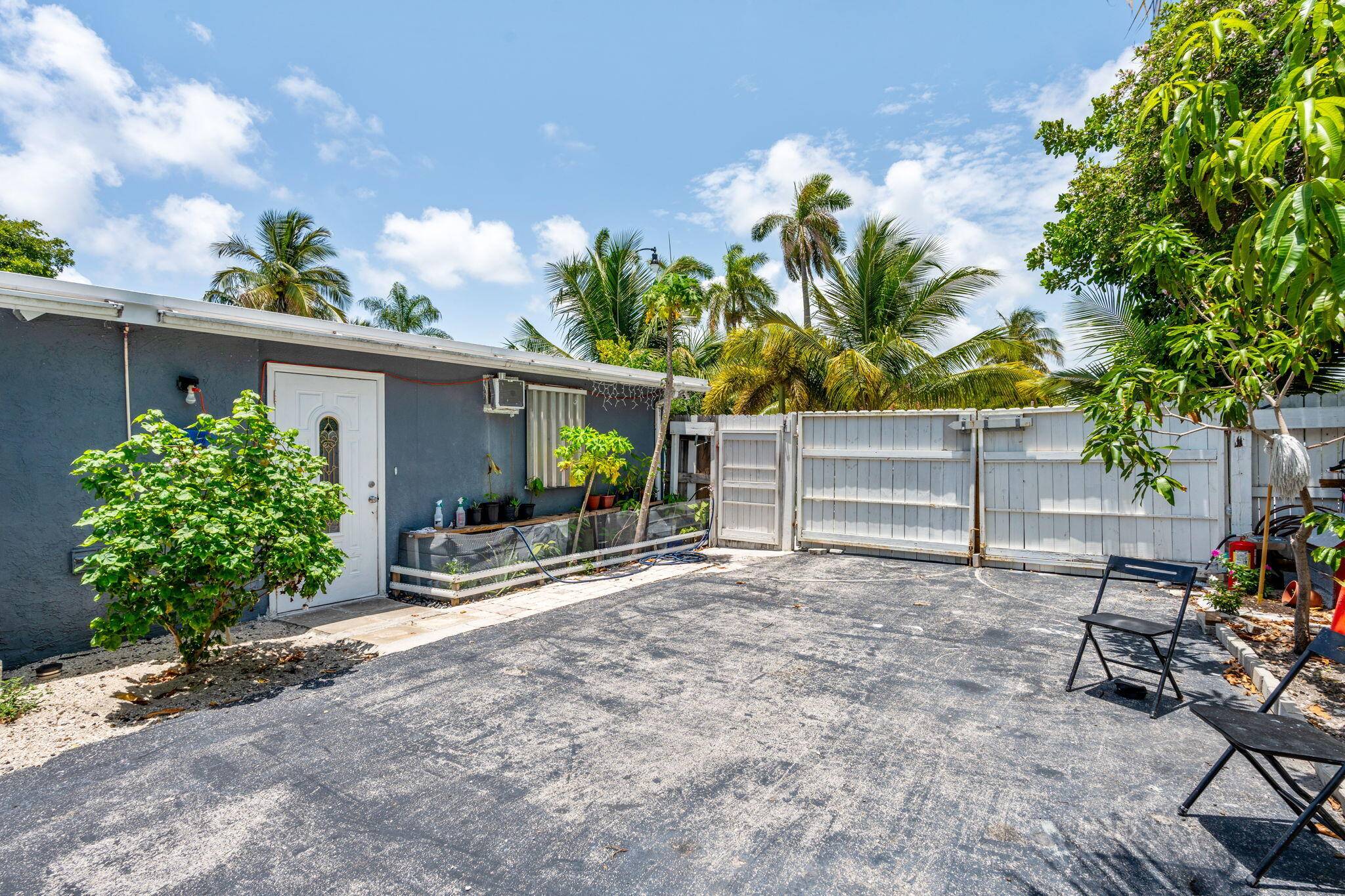 Pompano Beach, FL 33064,4740 NE 17 AVE