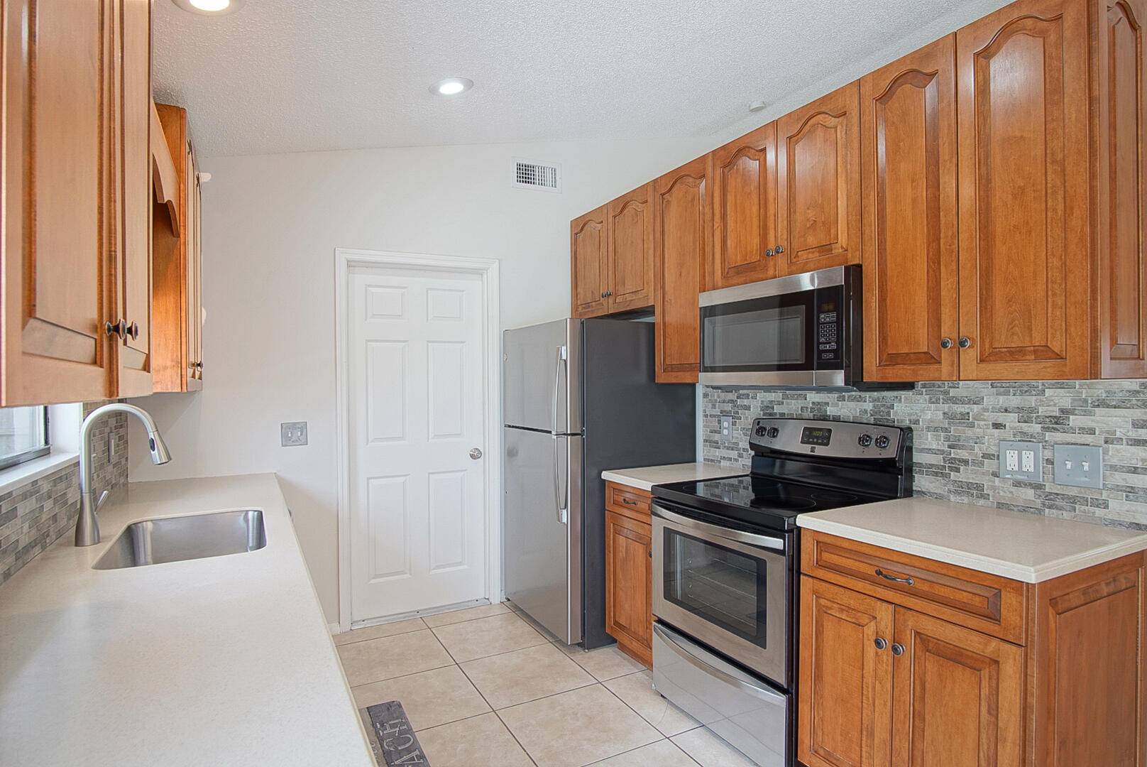 Port Saint Lucie, FL 34953,3126 SW Curcuma ST