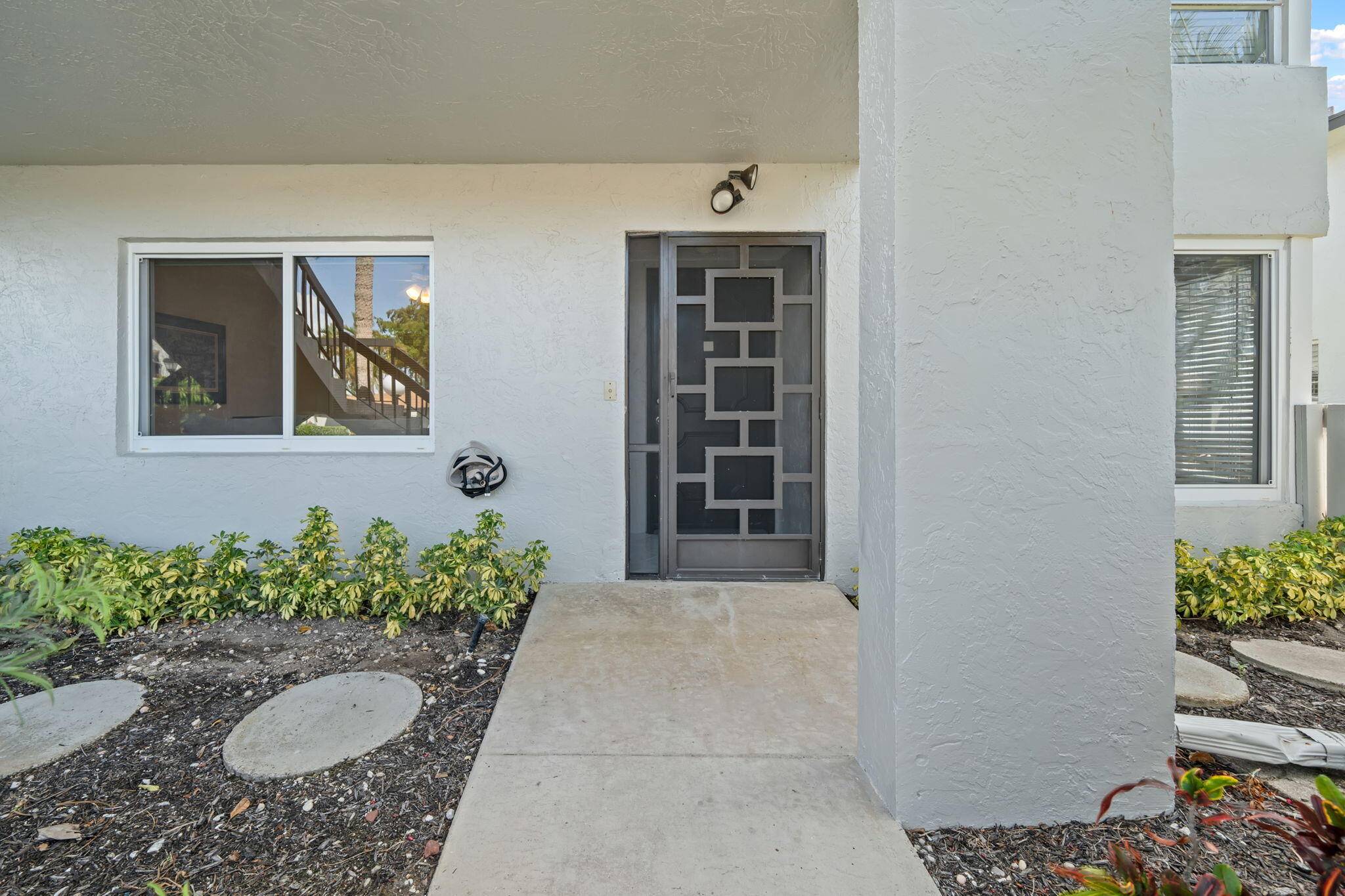 Delray Beach, FL 33484,13709 Date Palm CT C