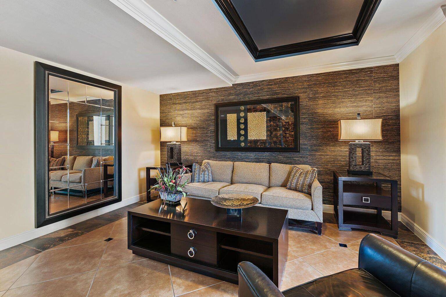 Palm Beach Gardens, FL 33418,4905 Midtown LN 2104