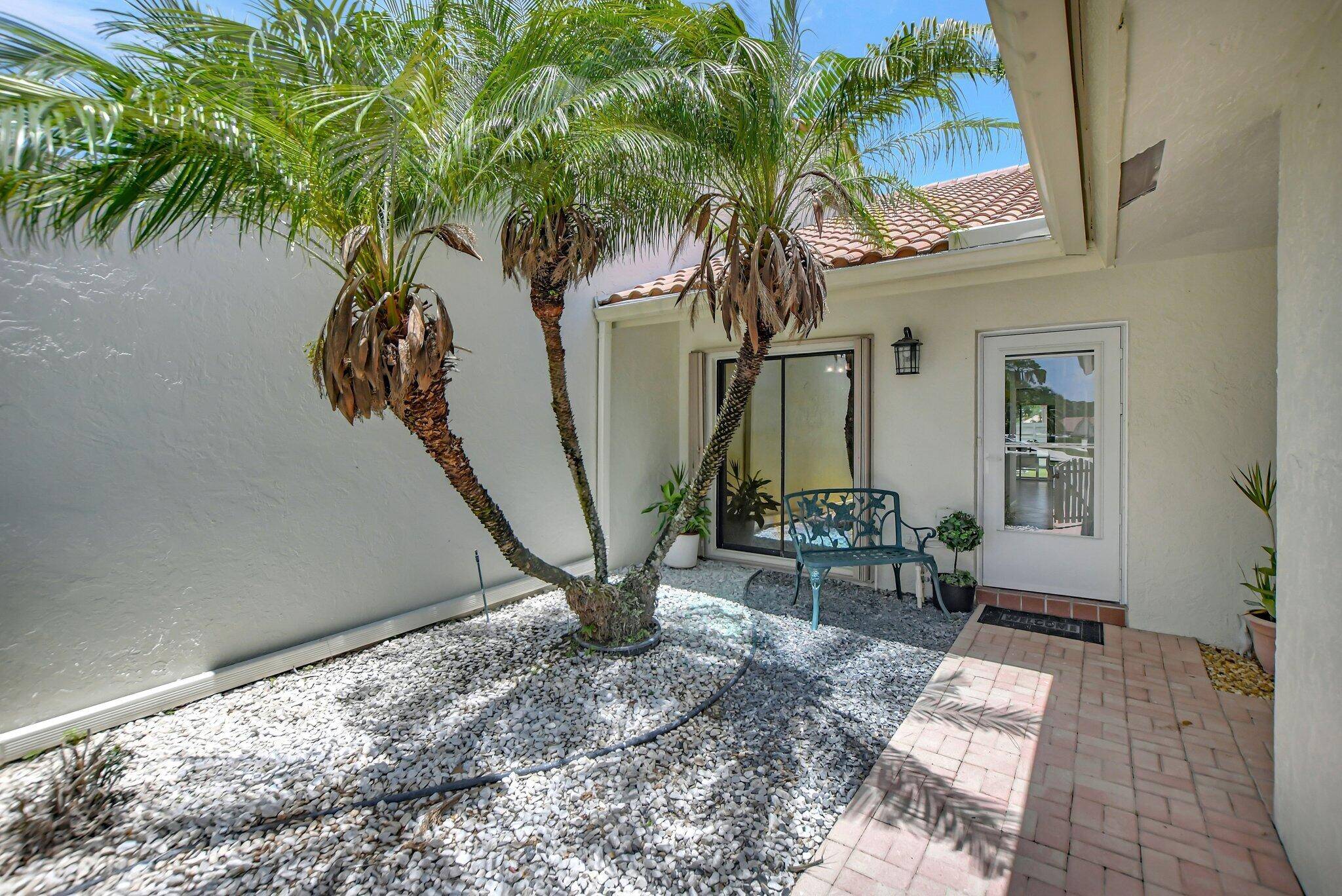 Boca Raton, FL 33433,21650 Coronado AVE