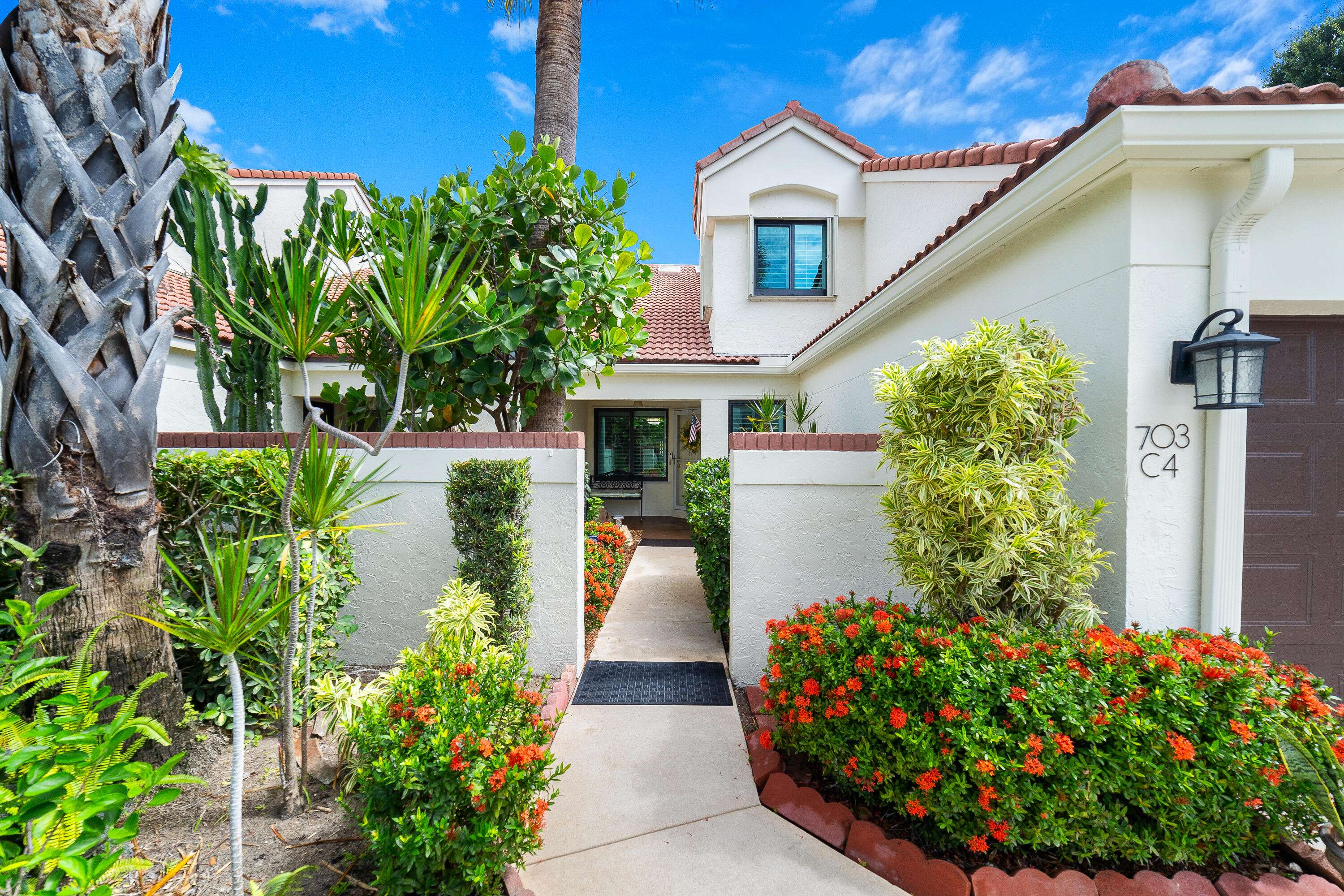 Juno Beach, FL 33408,703 Sea Oats DR C-4