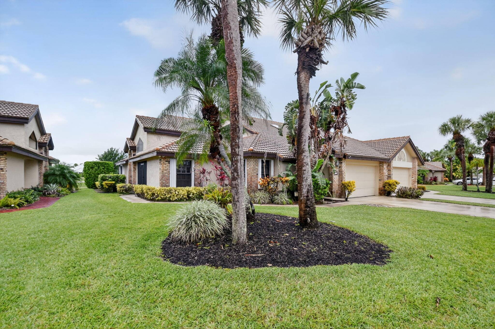 Boynton Beach, FL 33472,8081 Cassia DR