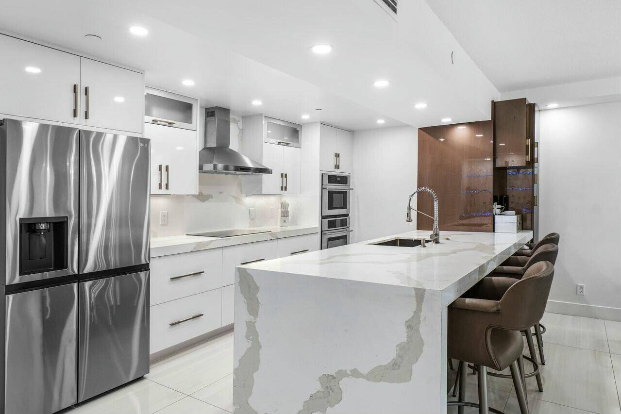 Highland Beach, FL 33487,4750 S Ocean BLVD 110