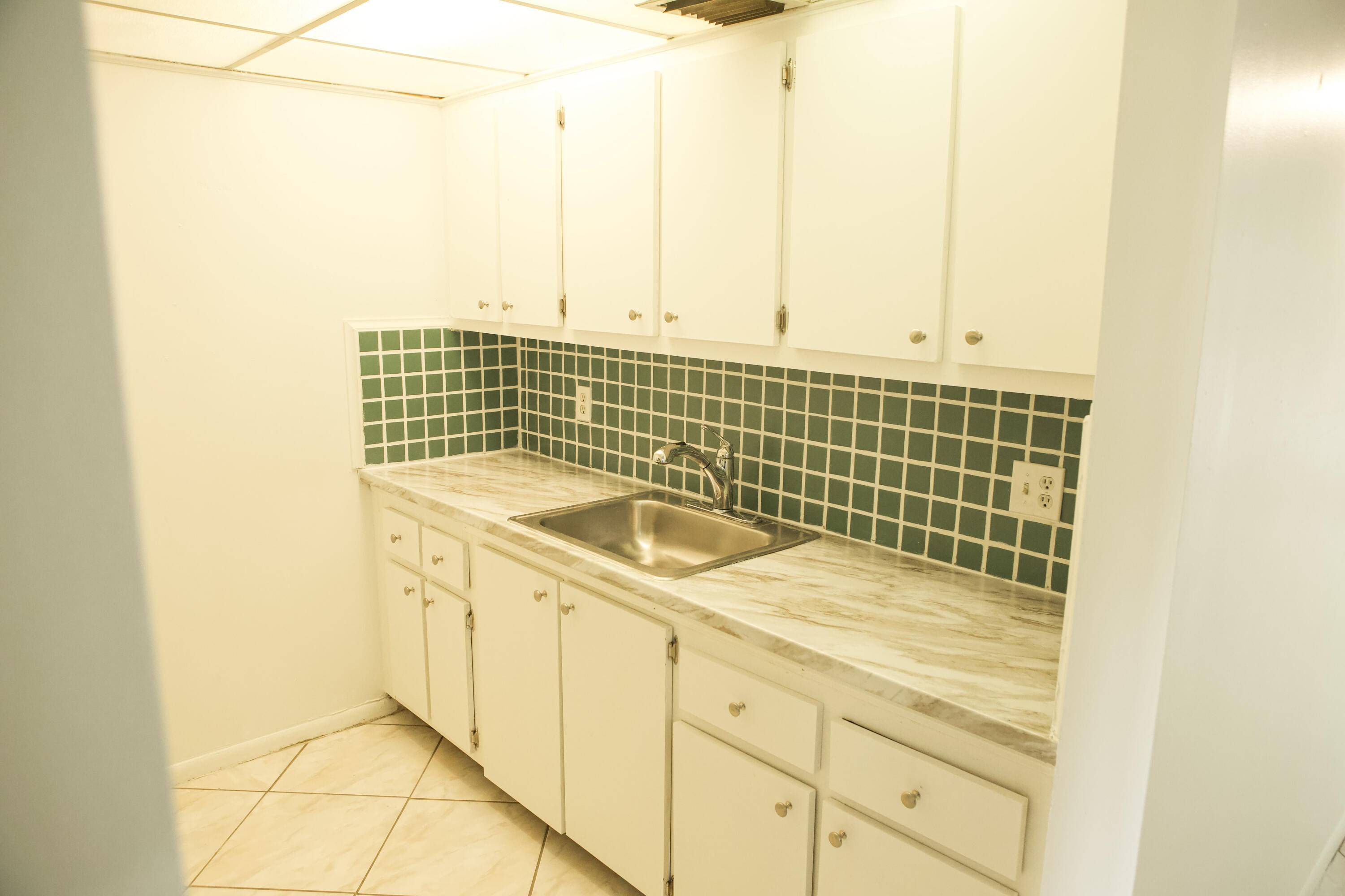 Pembroke Pines, FL 33027,1301 SW 135th TER 212j