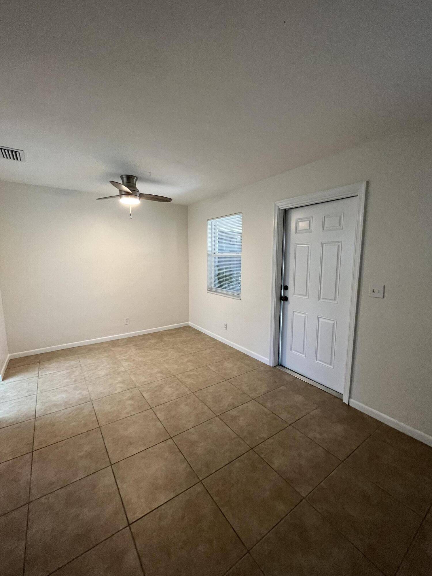 Delray Beach, FL 33444,324 SE 4th AVE 324