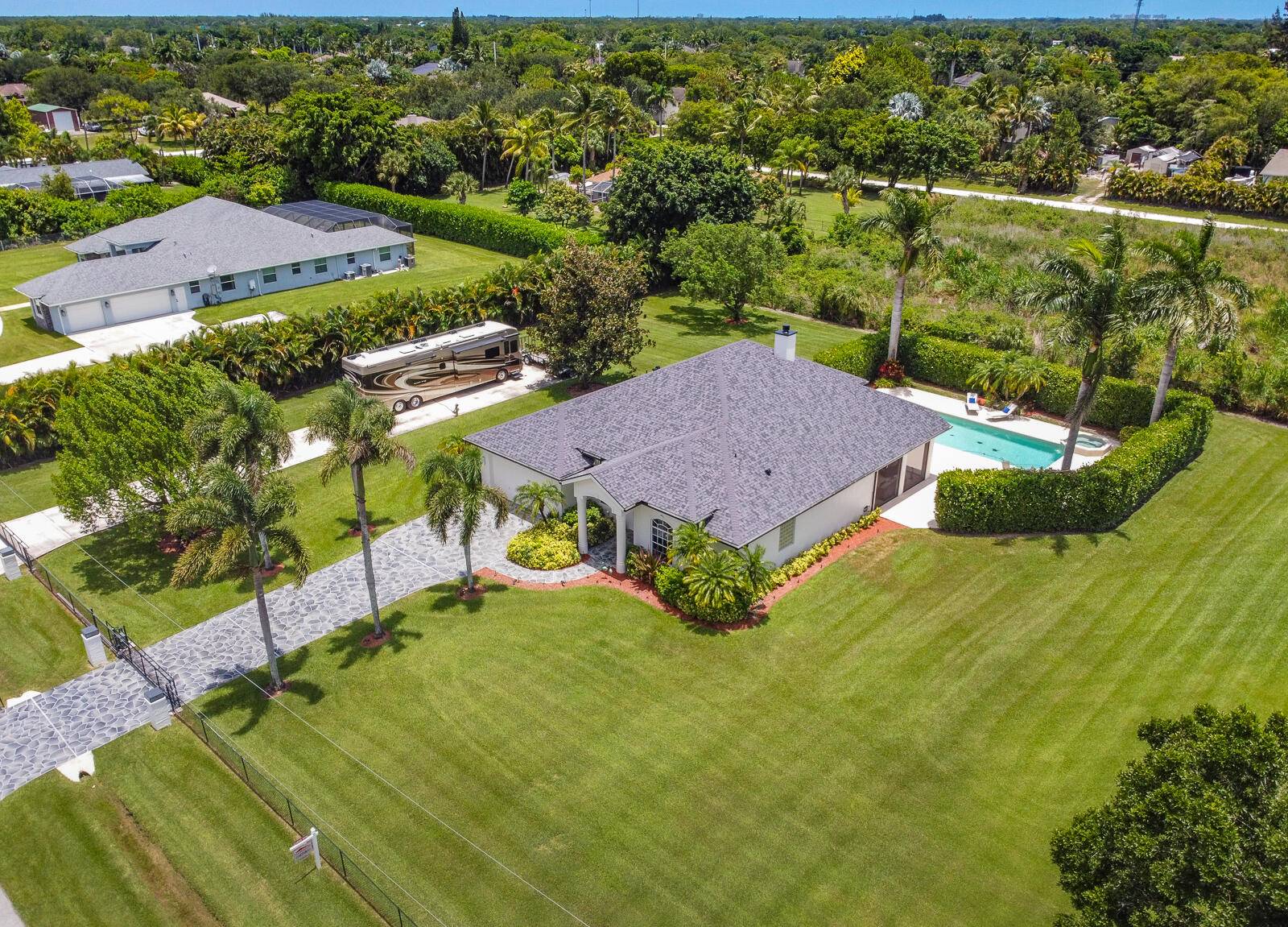 Palm Beach Gardens, FL 33418,16142 N 76th TRL