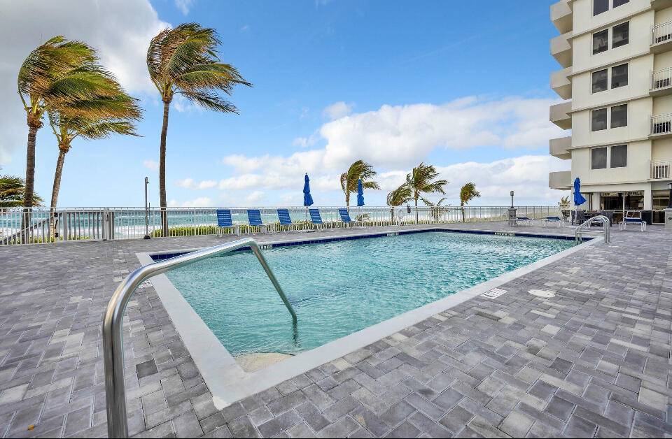 Highland Beach, FL 33487,3301 S Ocean 104 BLVD 104