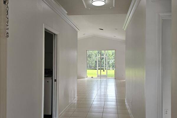 West Palm Beach, FL 33411,8667 San Andros