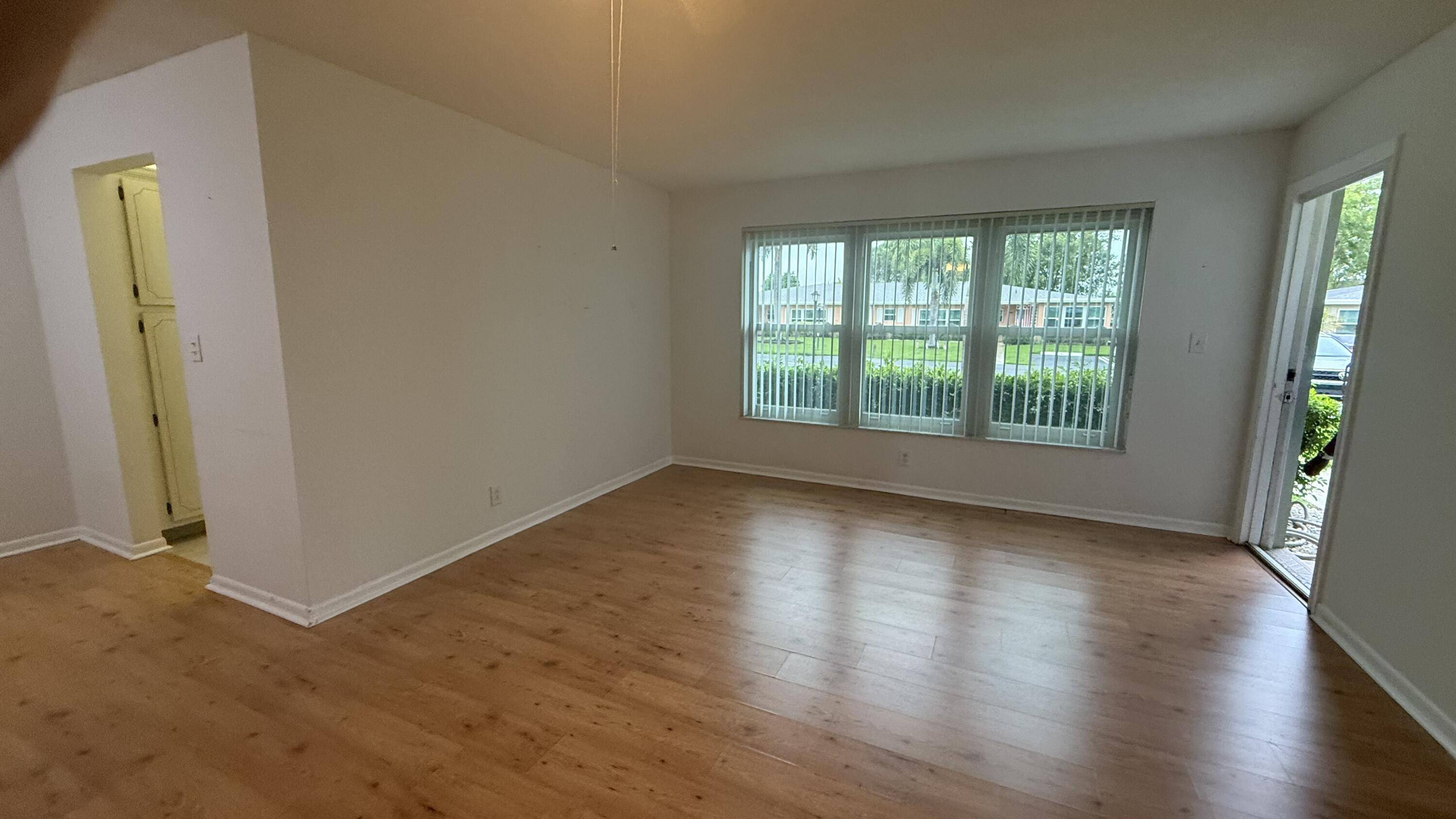 Boynton Beach, FL 33435,275 N High Point B BLVD B