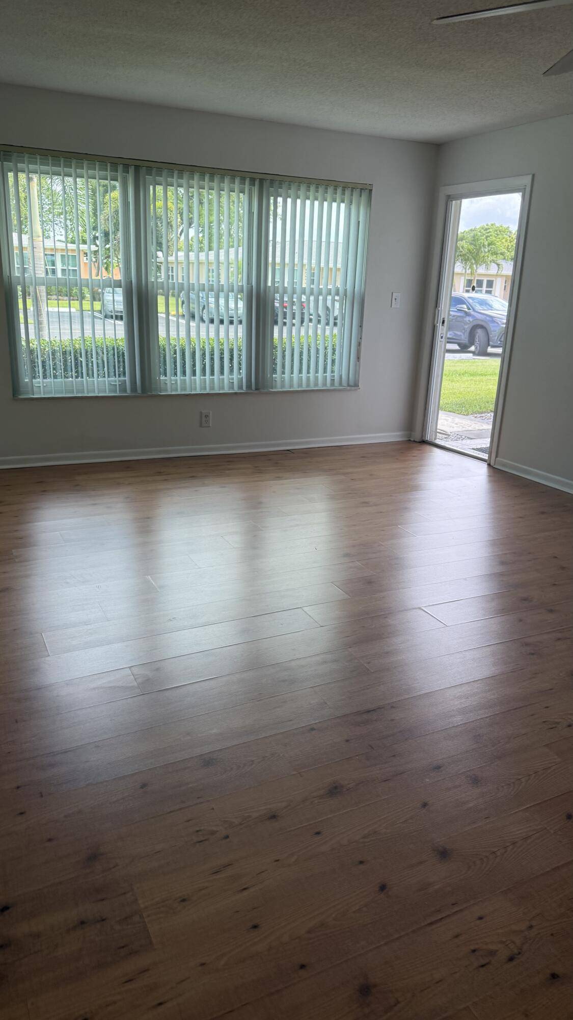 Boynton Beach, FL 33435,275 N High Point B BLVD B