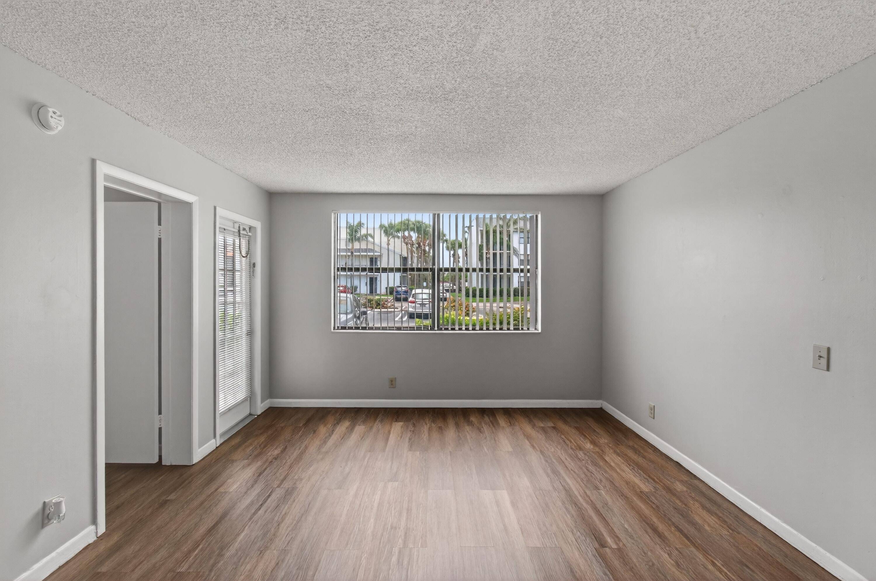 West Palm Beach, FL 33401,752 Executive Center DR 19
