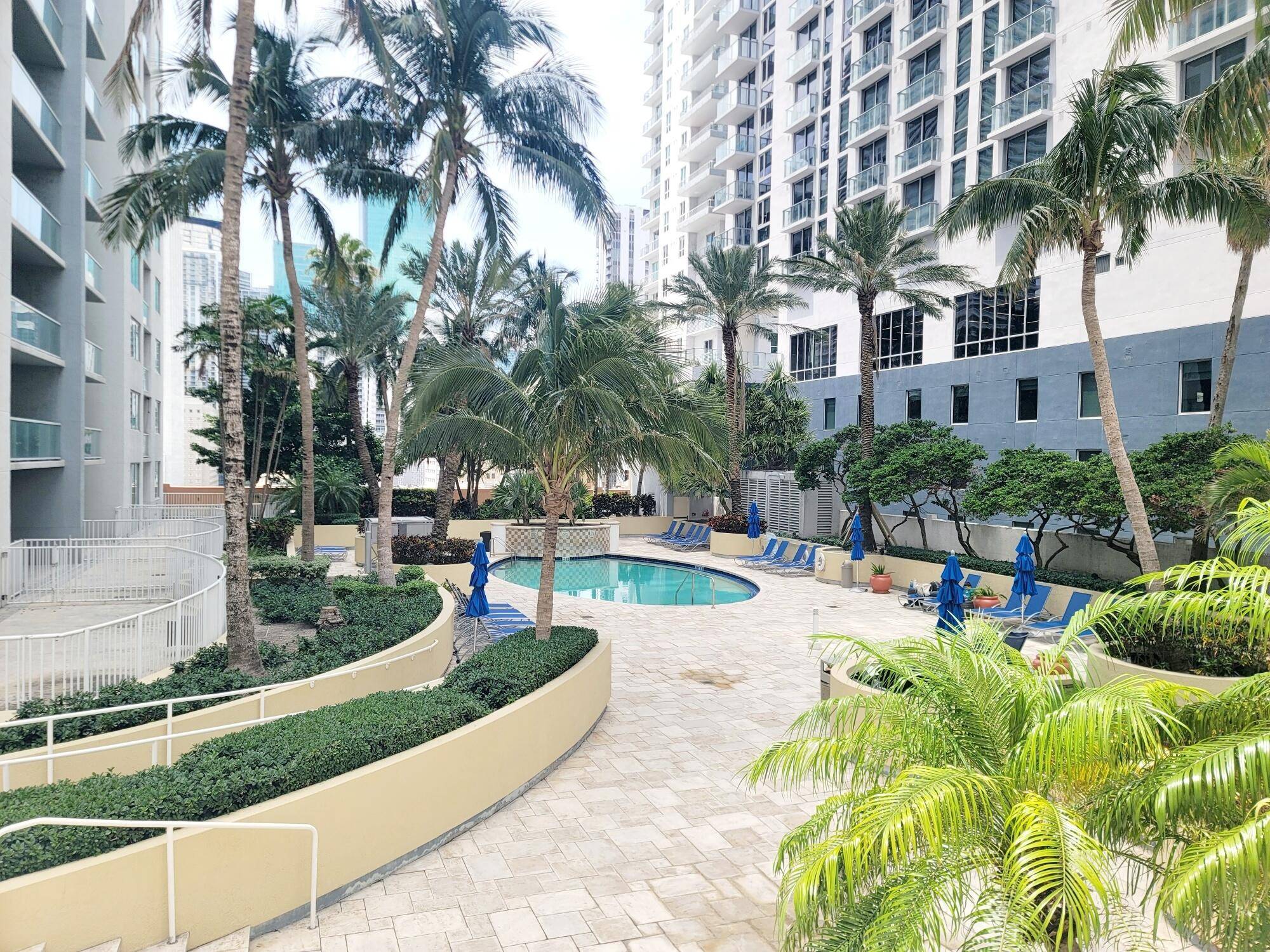 Miami, FL 33132,244 Biscayne BLVD 401