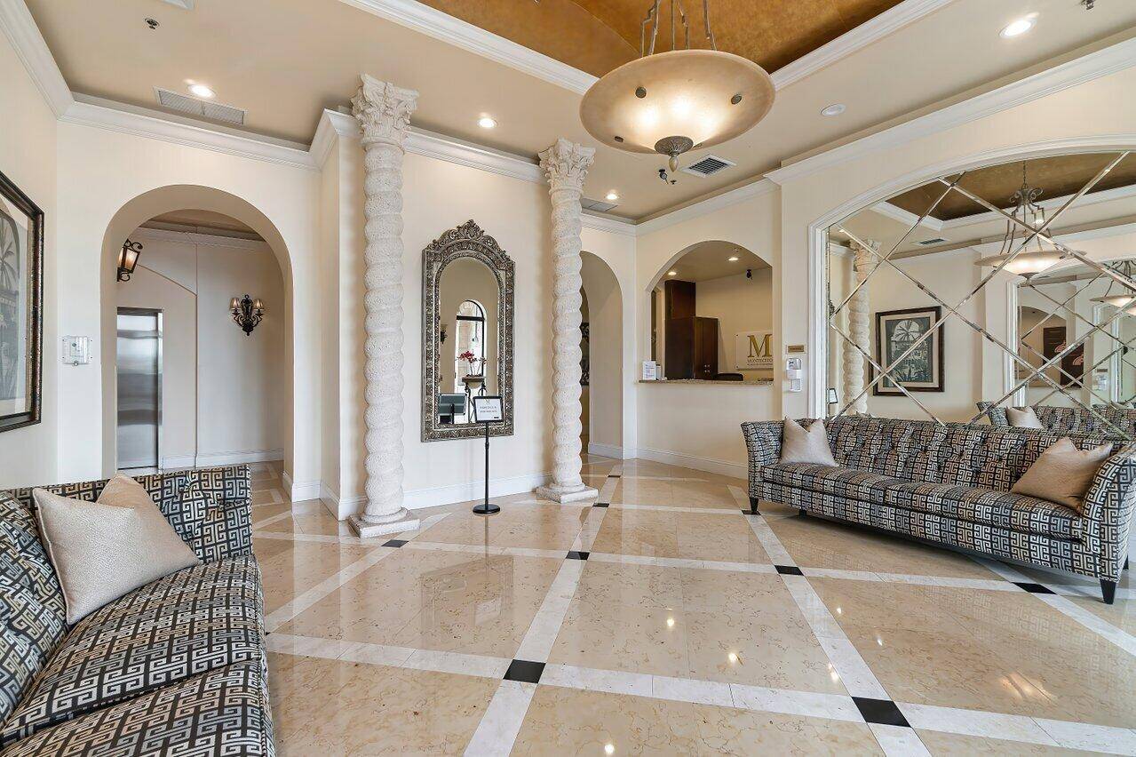 West Palm Beach, FL 33401,616 Clearwater Park RD 1206