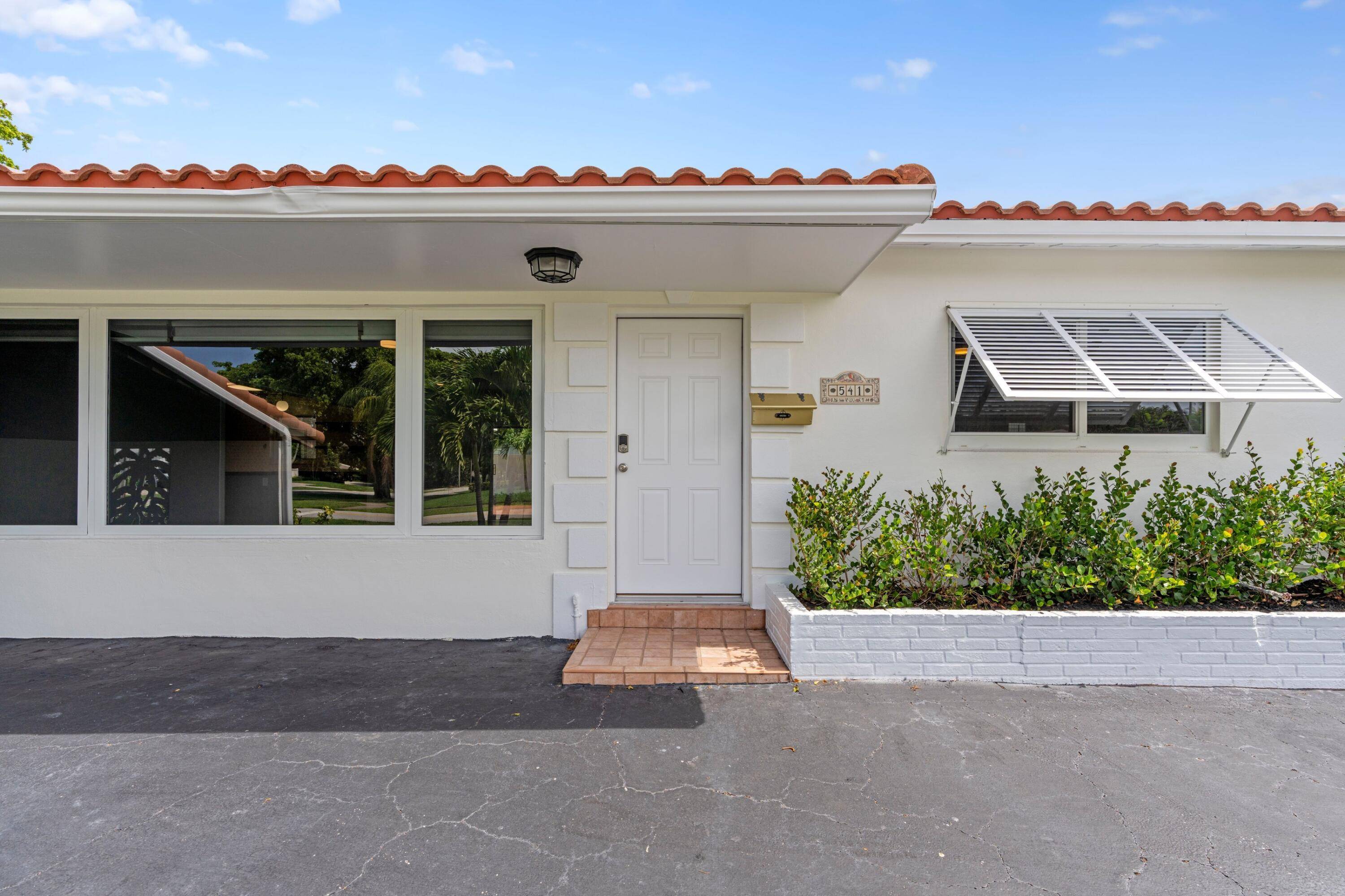 North Palm Beach, FL 33408,541 Kingfish RD