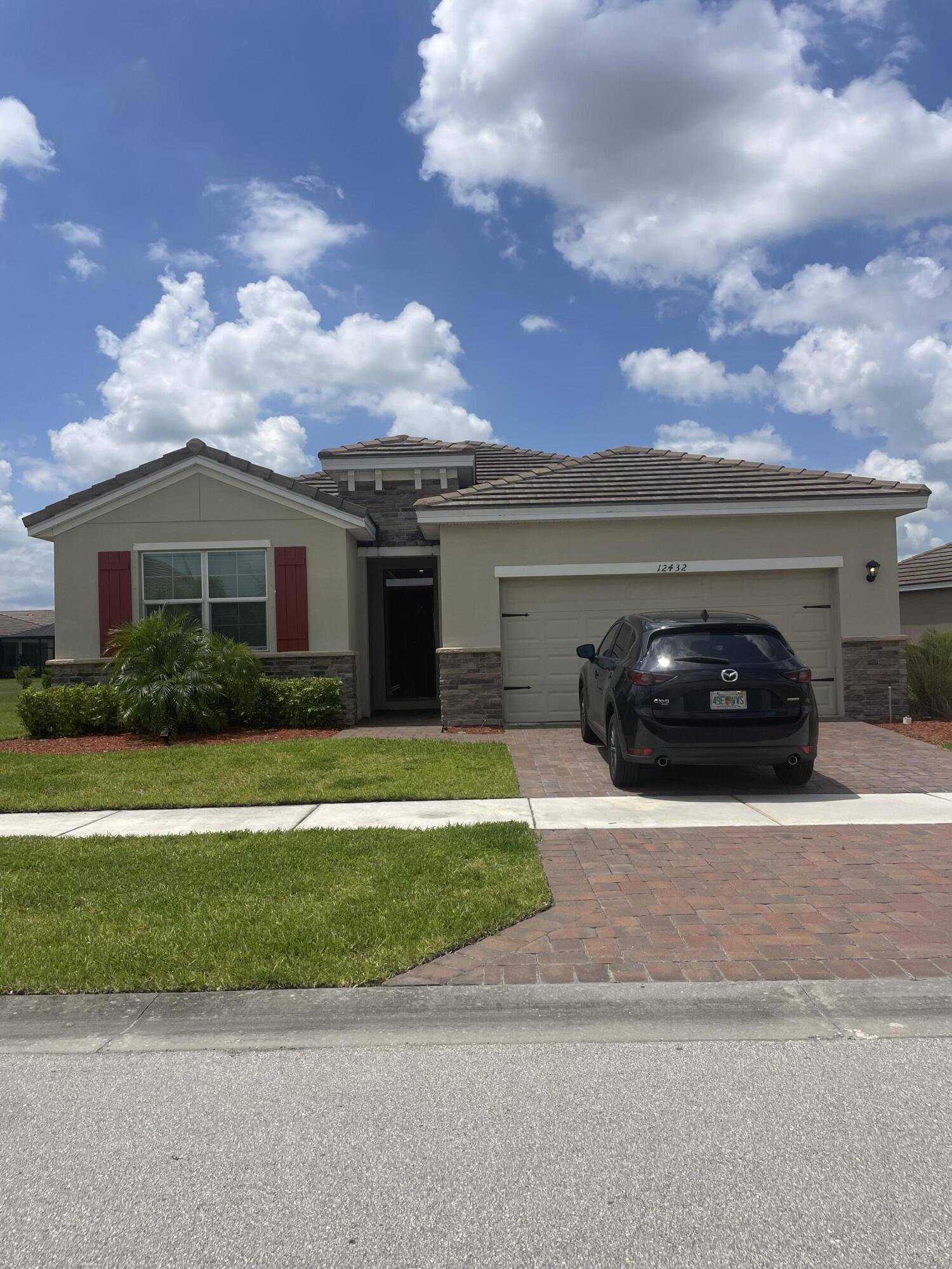 Port Saint Lucie, FL 34987,12432 Arabella DR
