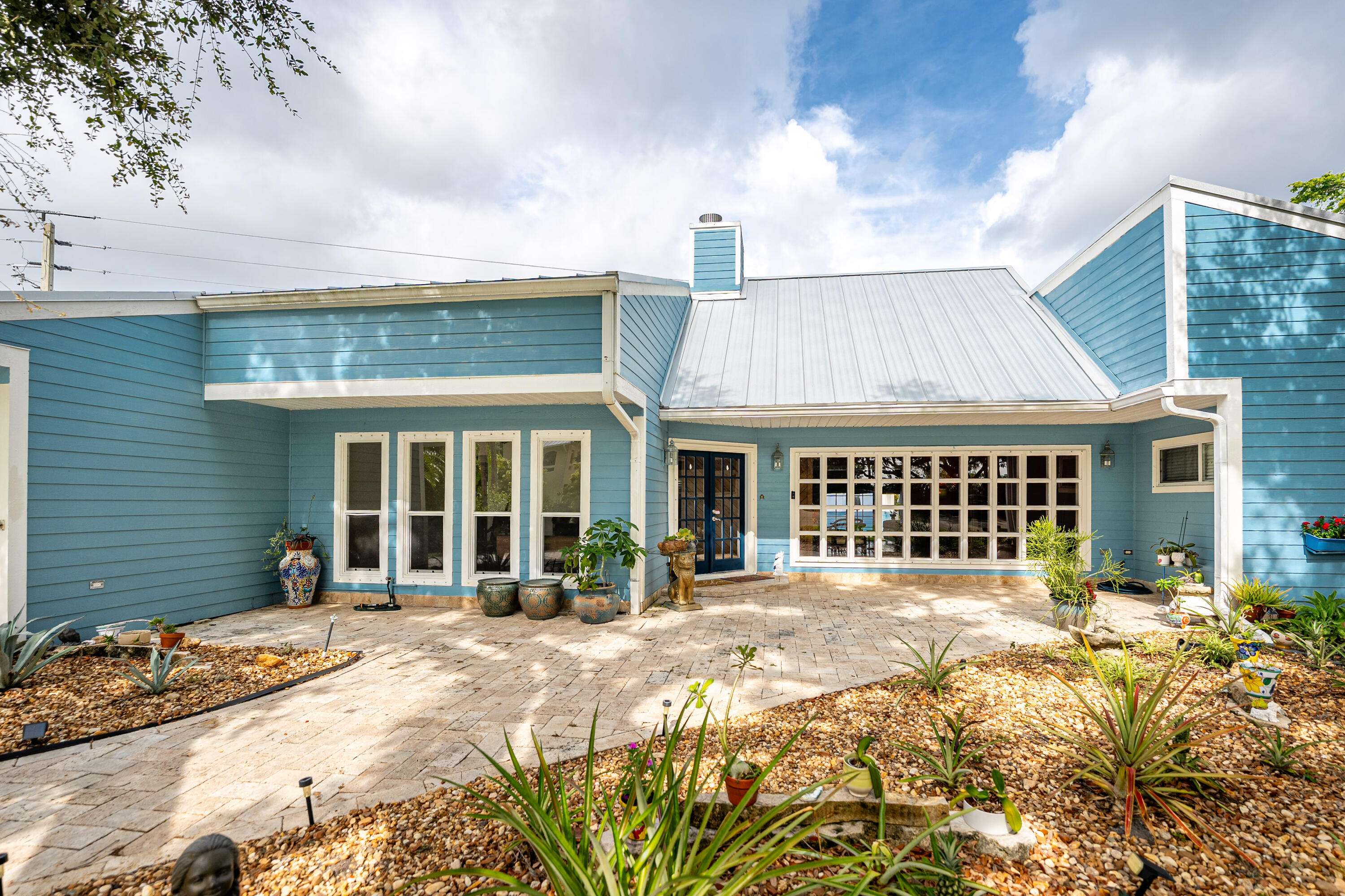 Stuart, FL 34996,2 Palm CT