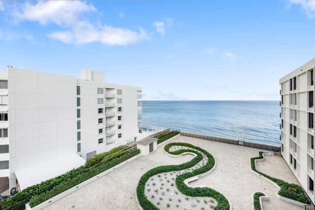 South Palm Beach, FL 33480,3610 S Ocean BLVD 510