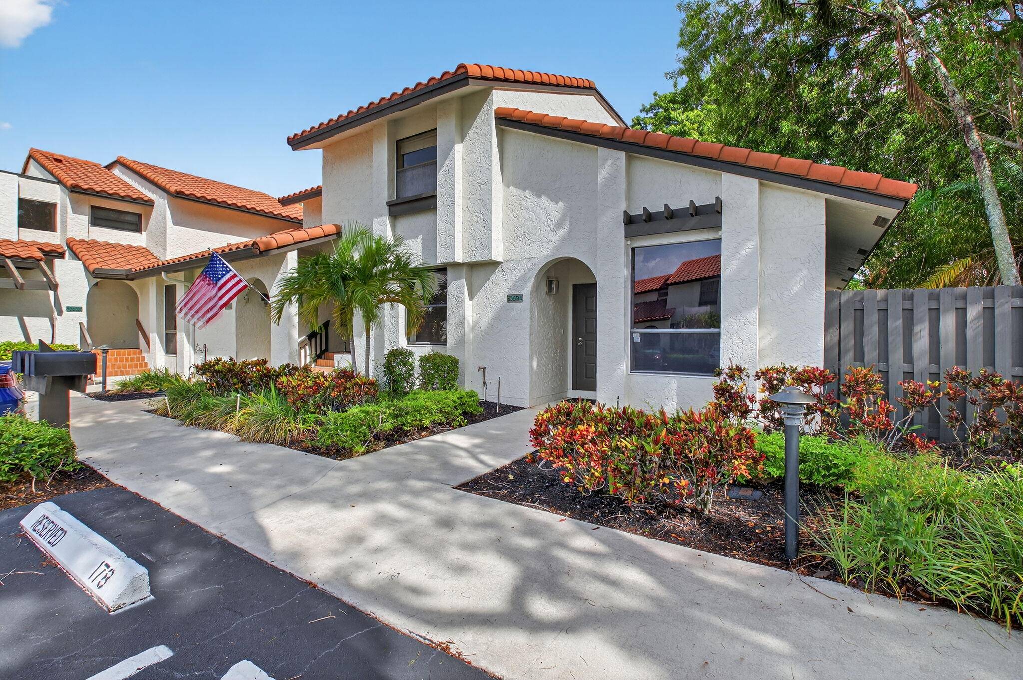 Boca Raton, FL 33486,5859 Fox Hollow DR A