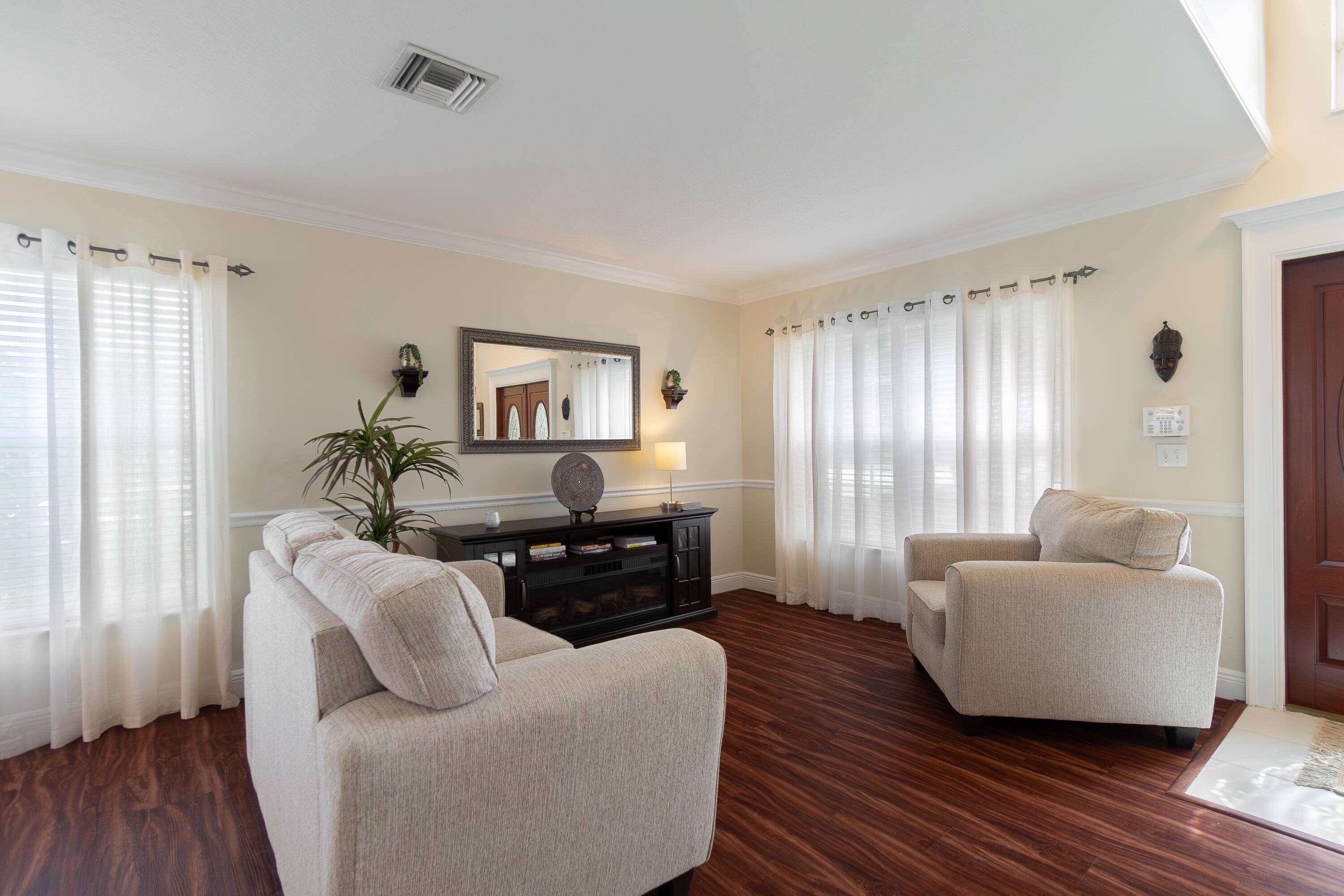 Wellington, FL 33414,1641 S Club DR