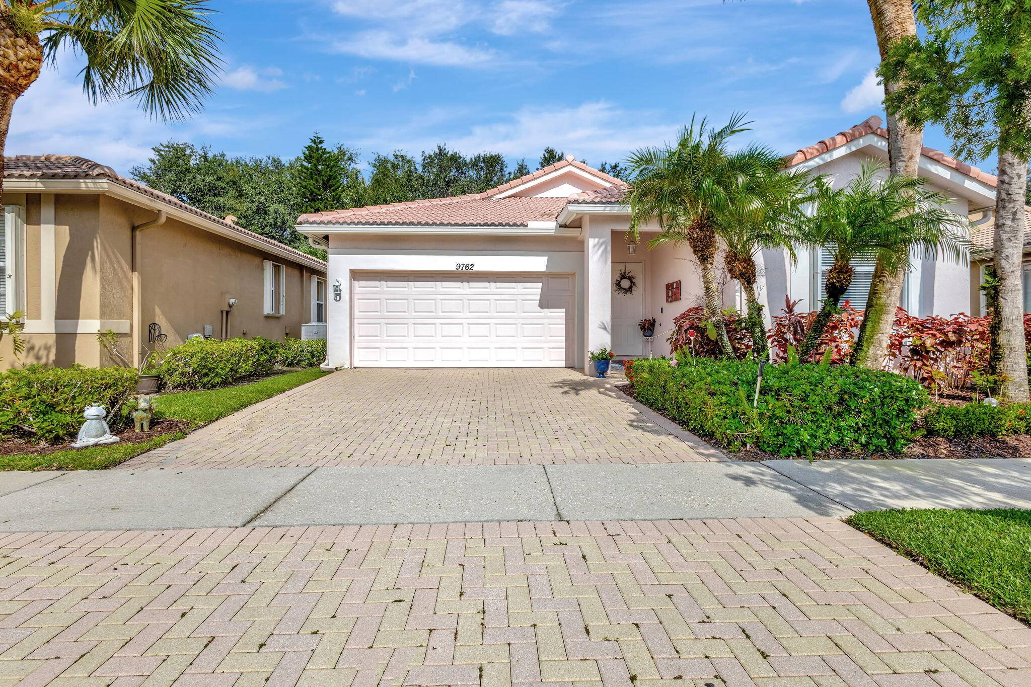 West Palm Beach, FL 33411,9762 Sandpiper LN