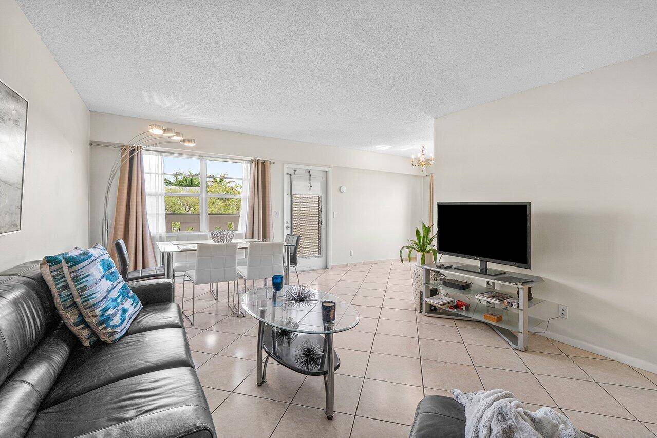 Boca Raton, FL 33434,281 Fanshaw G
